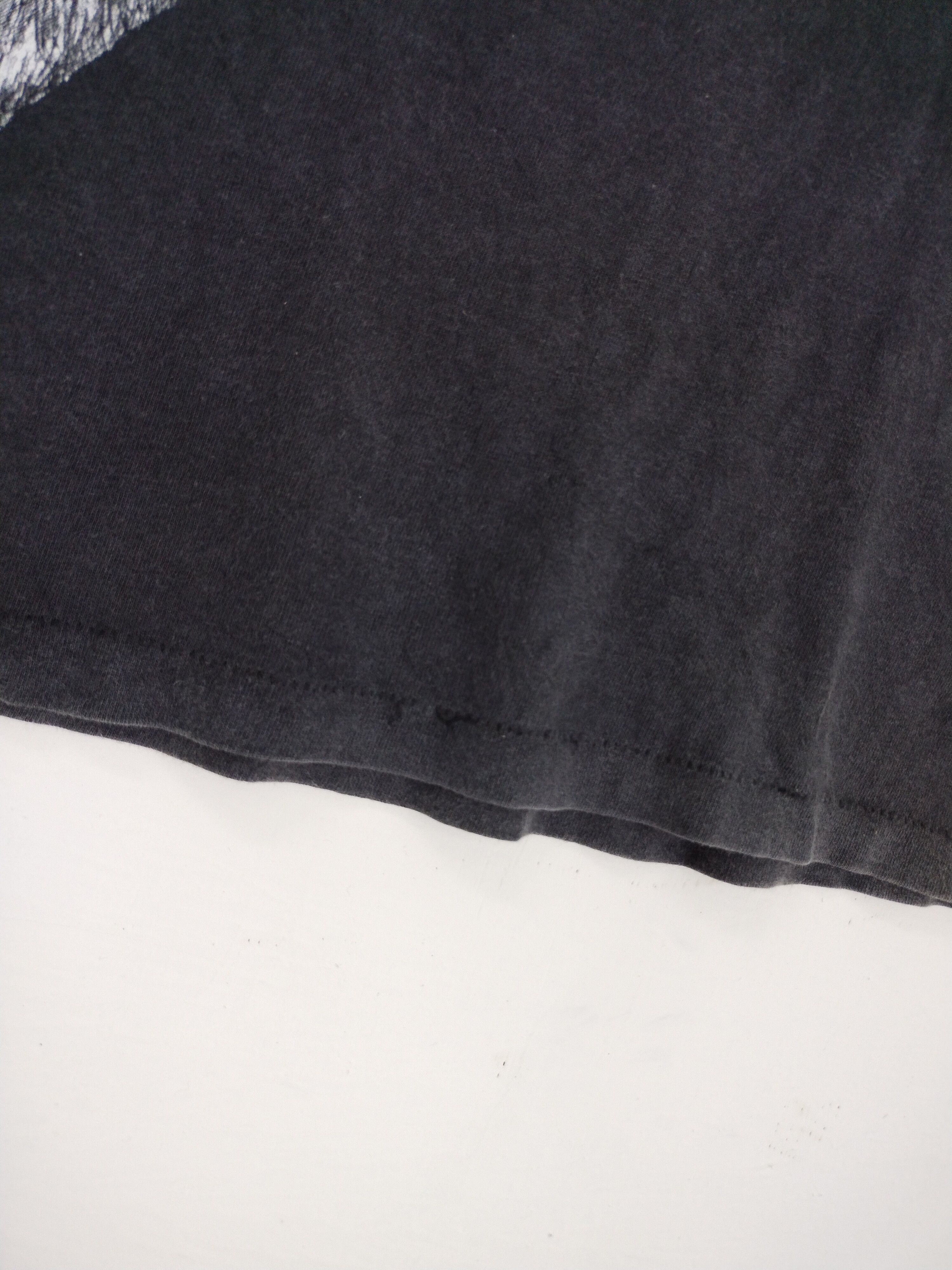 Vintage Vintage 90s Wolf Wild Animal Life Inspire Big Graphic Tee Size US L / EU 52-54 / 3 - 8 Thumbnail