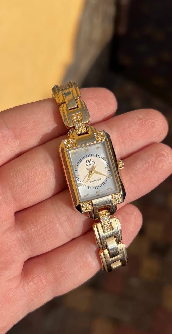 Japanese Brand × Jewelry × Vintage RETRO Japan Stylish Fashion Watch Q&Q Bracelet Futuristic Size ONE SIZE - 1 Thumbnail
