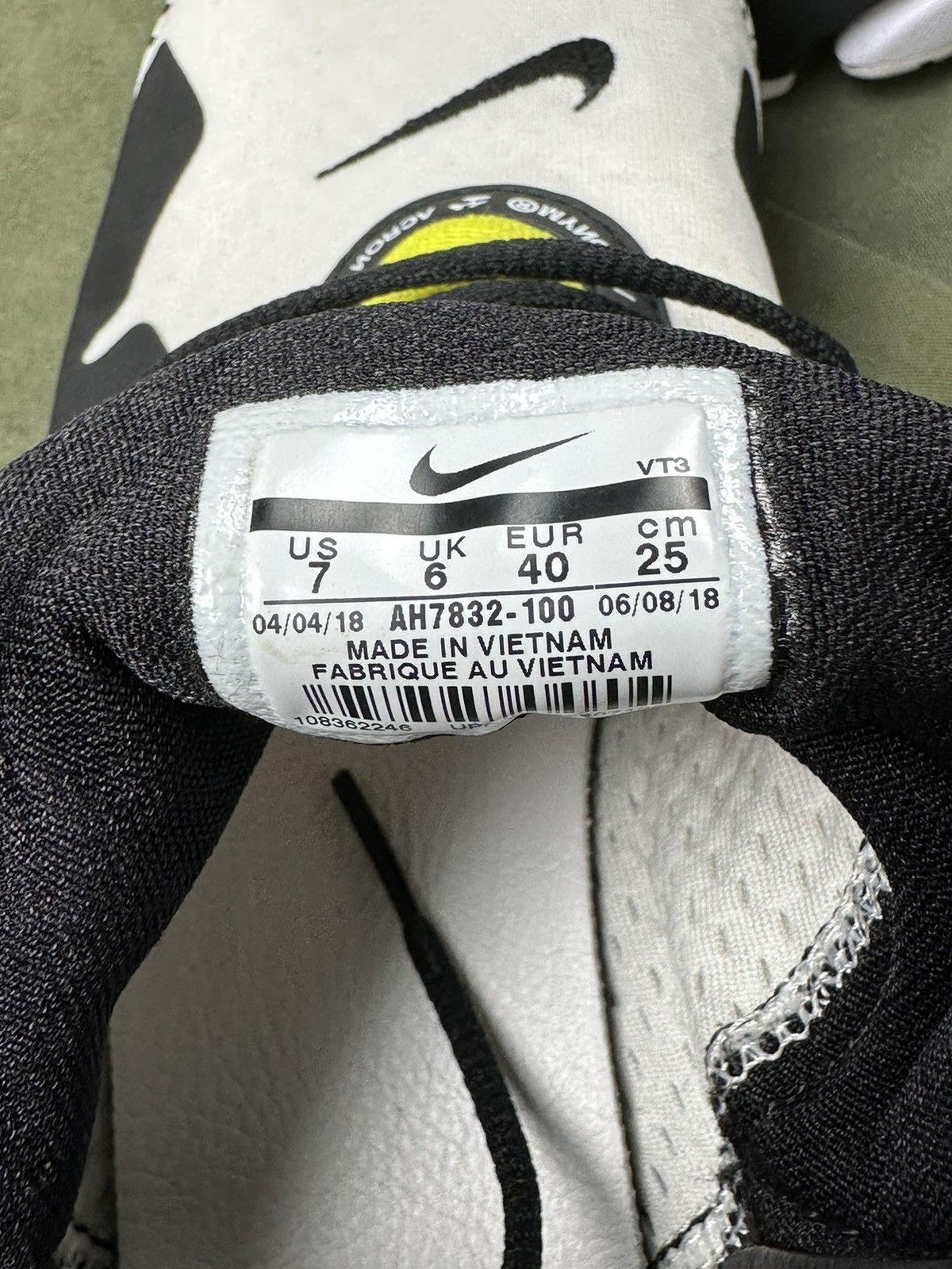 Acronym × Nike Air Presto Mid Dynamic Yellow Size US 7 / EU 40 - 6 Thumbnail