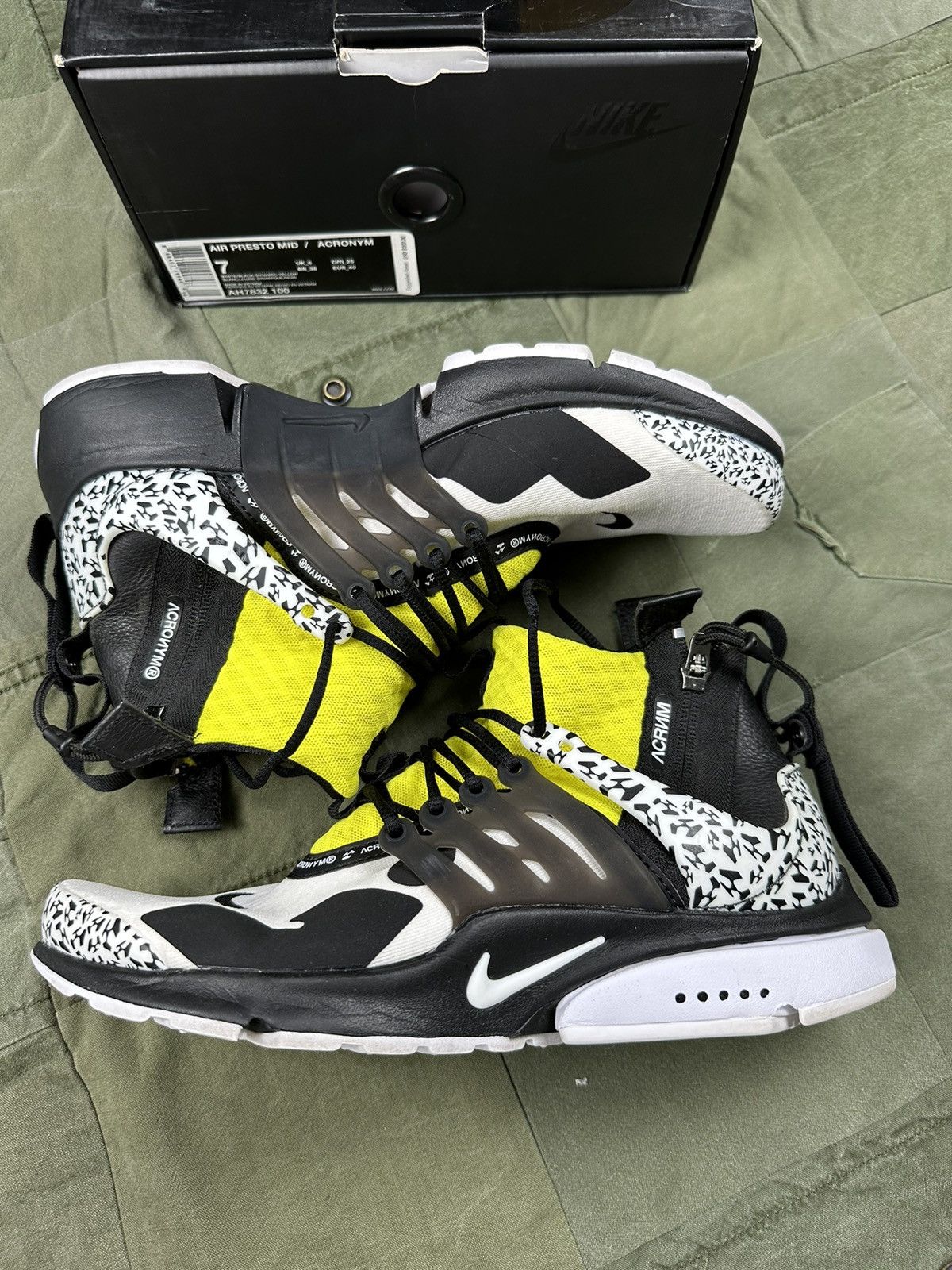 Acronym × Nike Air Presto Mid Dynamic Yellow Size US 7 / EU 40 - 3 Thumbnail