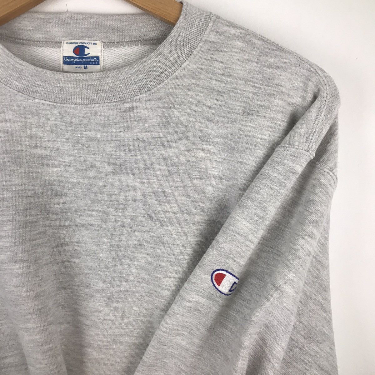Champion Vintage Champion Crewneck Pullover Medium Size Sweatshirt Size US M / EU 48-50 / 2 - 3 Thumbnail