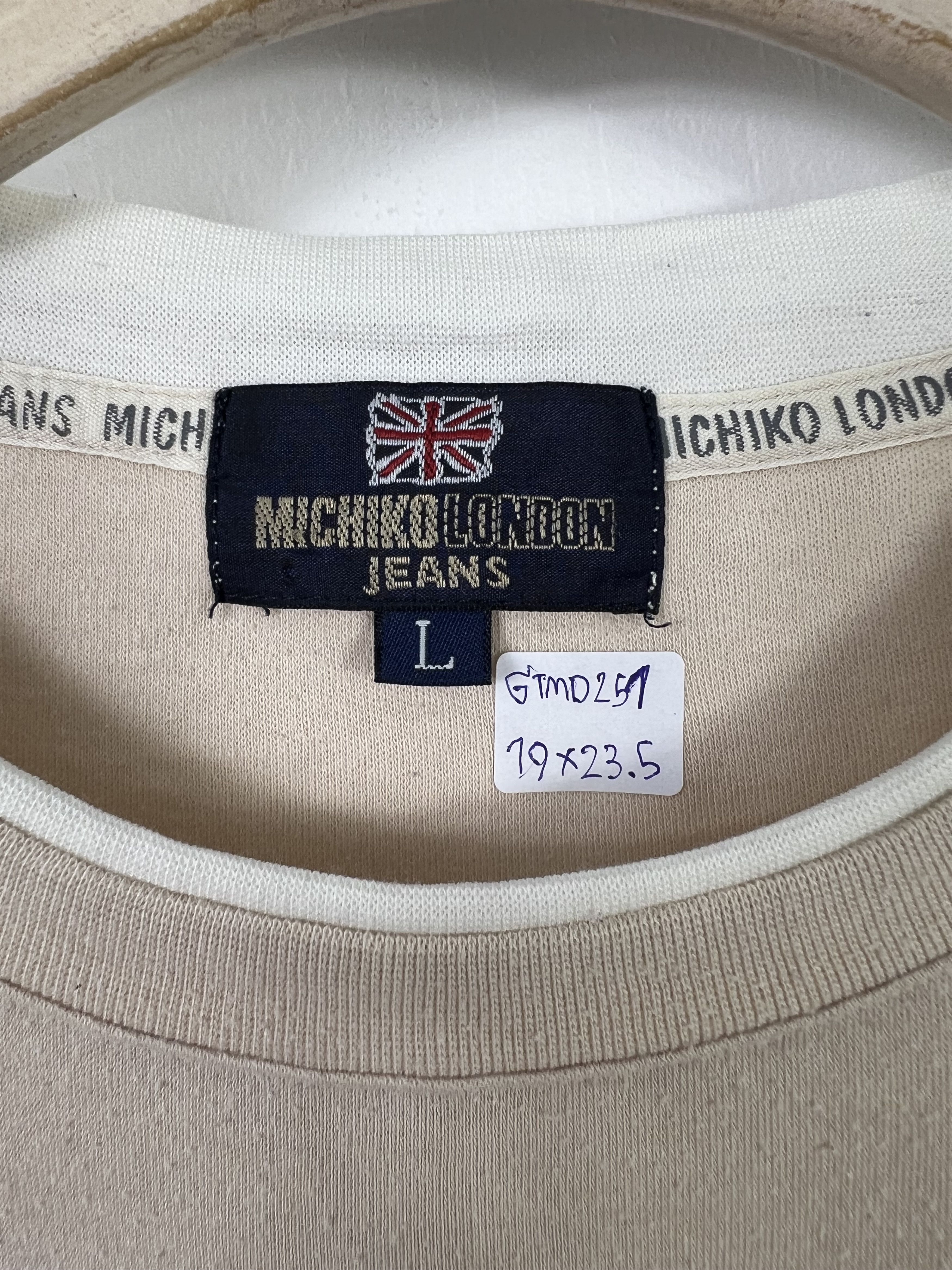 Michiko Koshino London Vintage Michiko London Jeans Long Sleeve t-shirt (L) GTMD251 Size L / US 10 / IT 46 - 4 Thumbnail