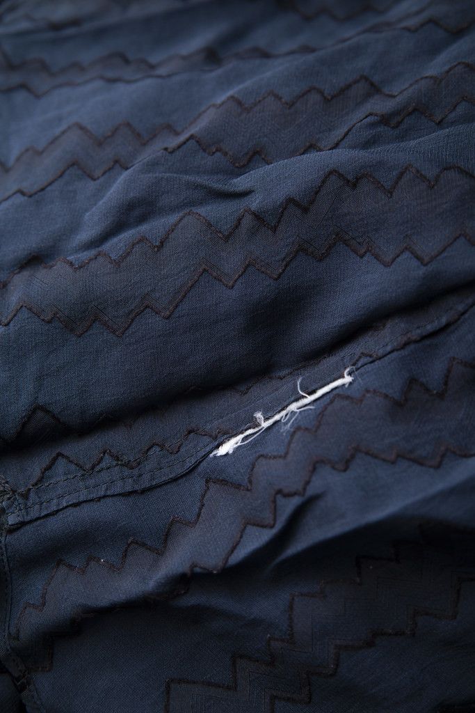 Gucci SS00 zig zag shirt Size XS / US 0-2 / IT 36-38 - 8 Thumbnail