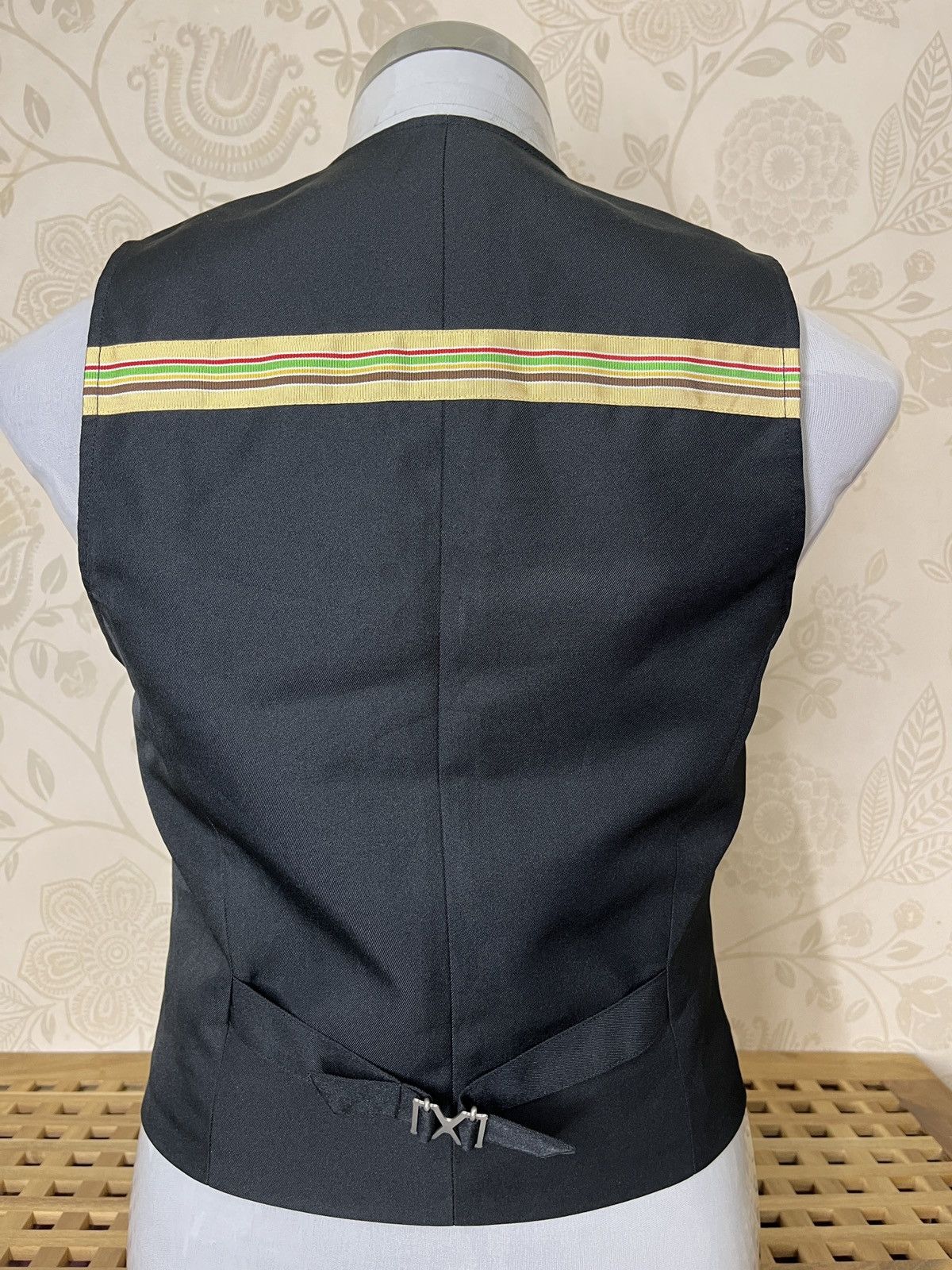Uniform Wares Rare McDonalds Japan Vintage Workers Uniform Vest Jacket Size US S / EU 44-46 / 1 - 2 Thumbnail