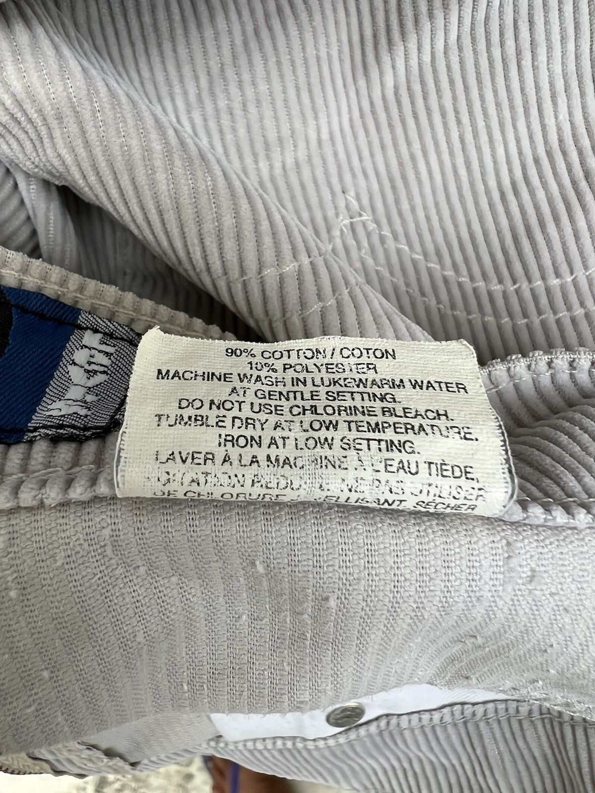 Levi's Vintage 90s Levi’s Silvertab Relaxed Corduroy Jeans Size US 33 - 22 Thumbnail