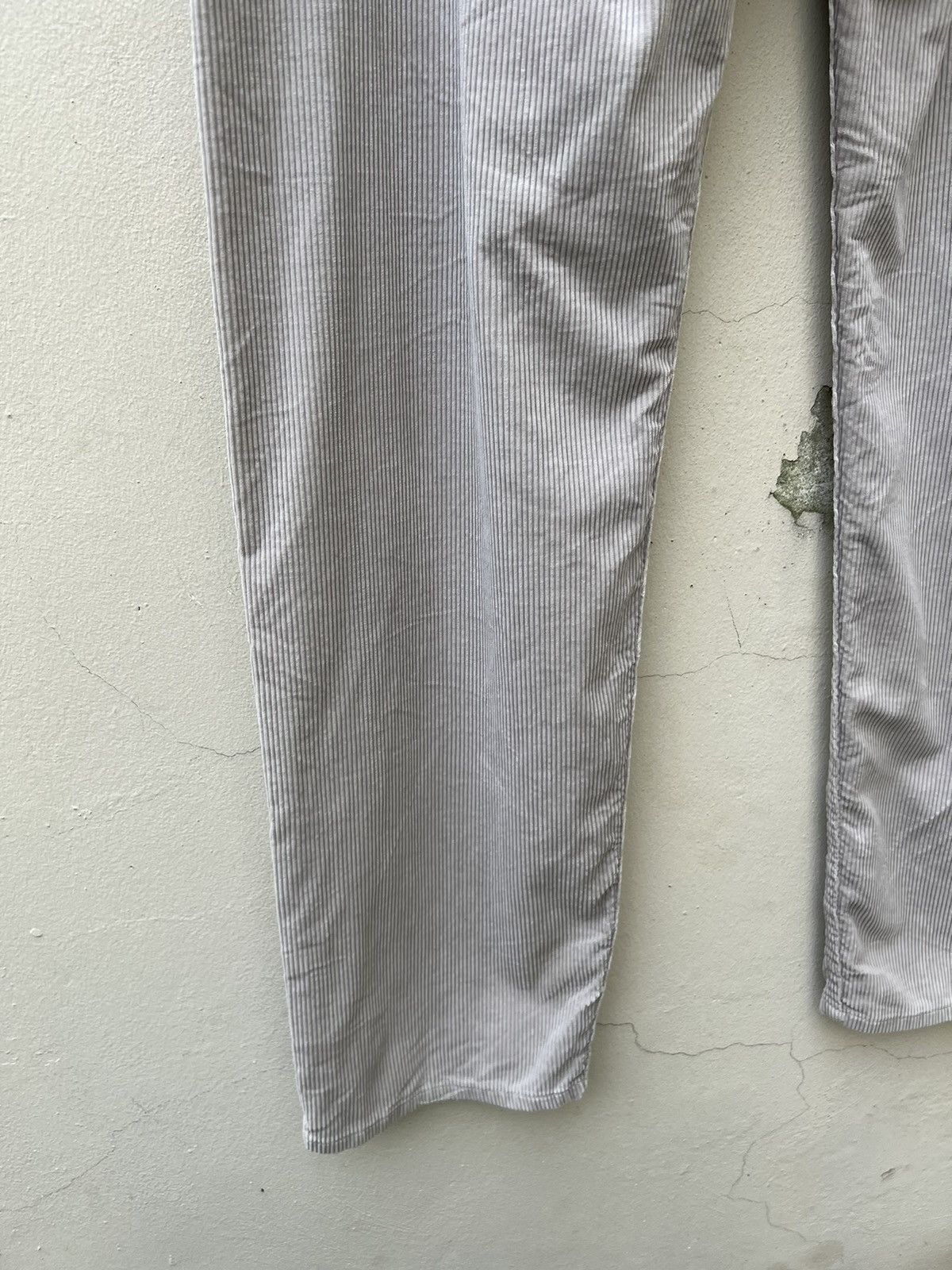 Levi's Vintage 90s Levi’s Silvertab Relaxed Corduroy Jeans Size US 33 - 15 Thumbnail