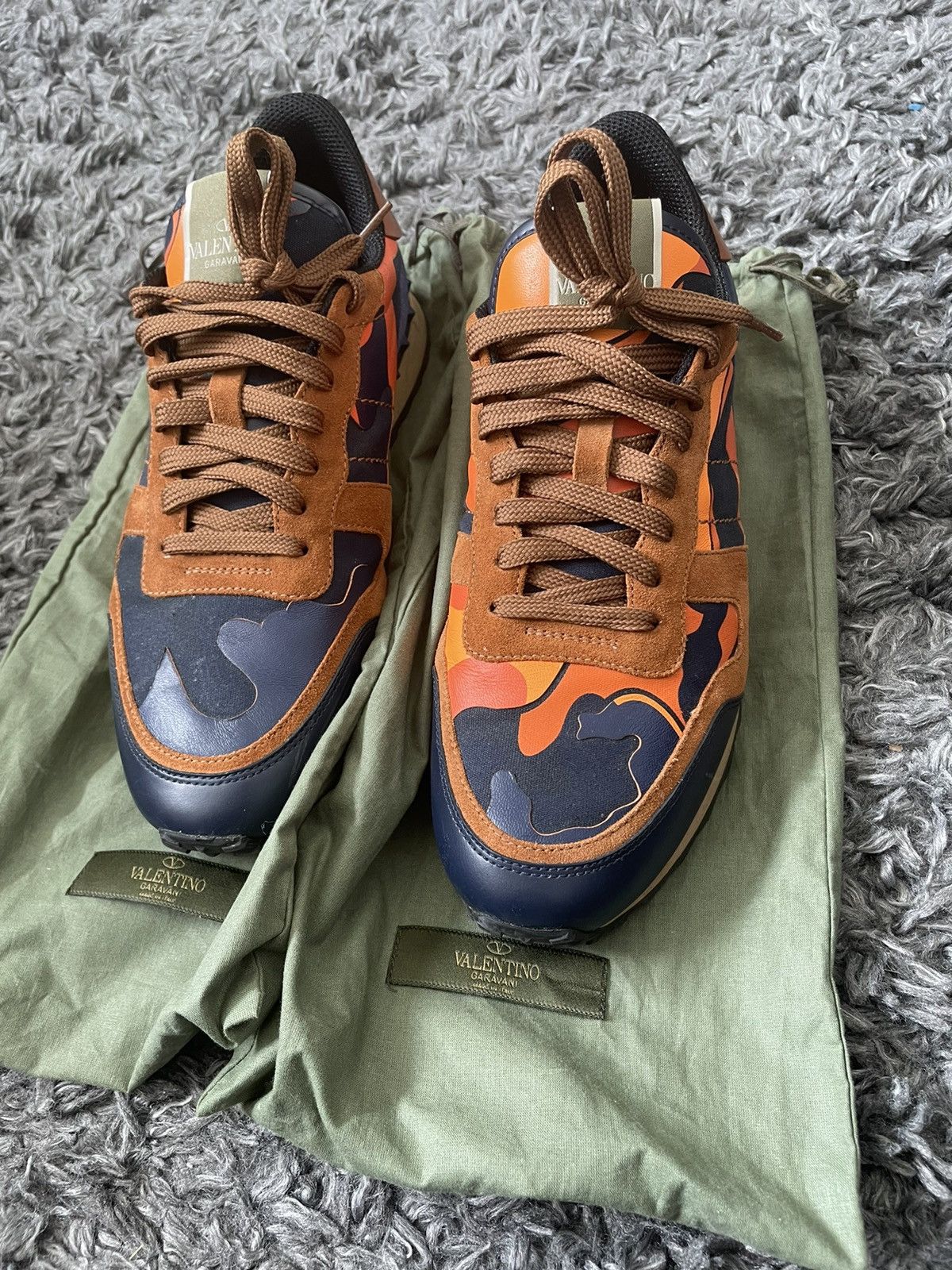 Giovanni valentino sneakers store