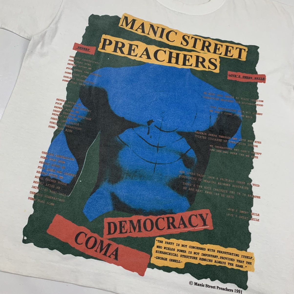 Band Tees Vintage 1991 Manic Street Preachers Democracy Coma Song Size US L / EU 52-54 / 3 - 5 Thumbnail