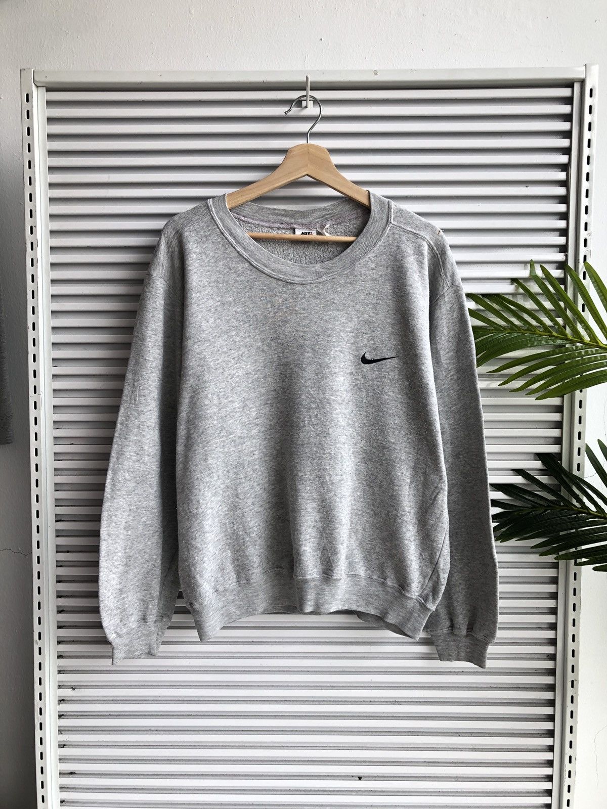 Nike × Vintage Vintage Nike Swoosh Center Travis Scott Crewneck Size US M / EU 48-50 / 2 - 1 Thumbnail