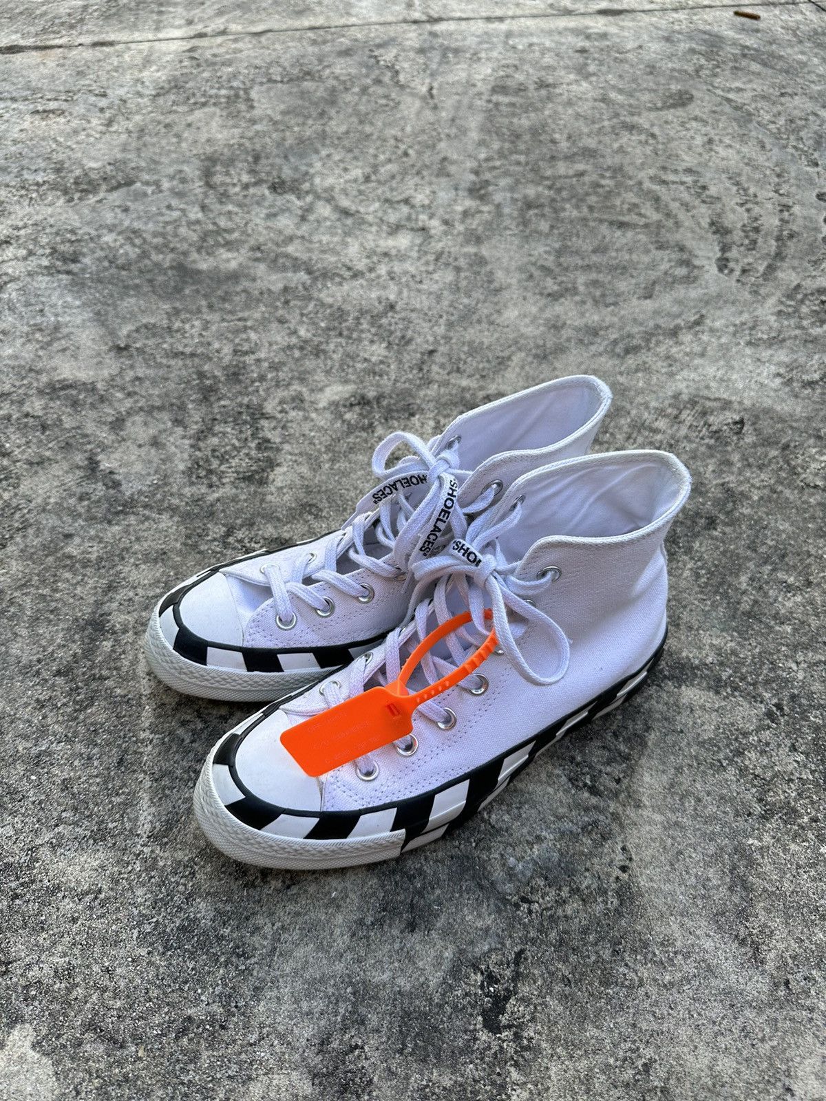 Converse × Off-White OFF-WHITE CONVERSE Size US 6 / EU 39 - 2 Thumbnail