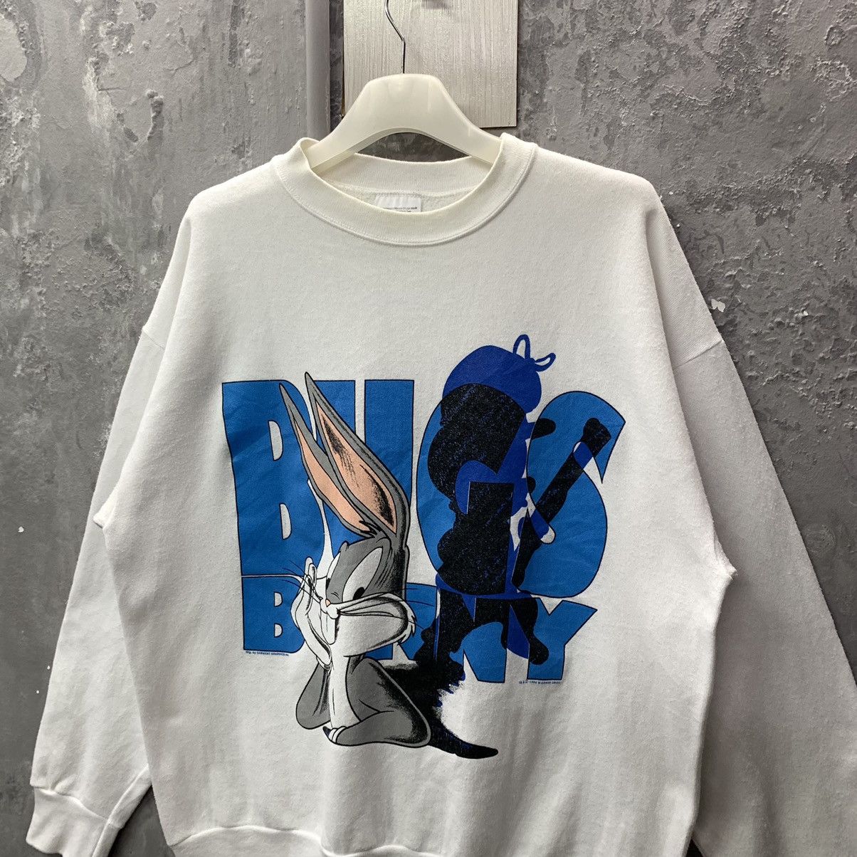 Vintage Vintage 90s Bugs Bunny Big Logo Crewneck Sweatshirt Size US L / EU 52-54 / 3 - 3 Thumbnail