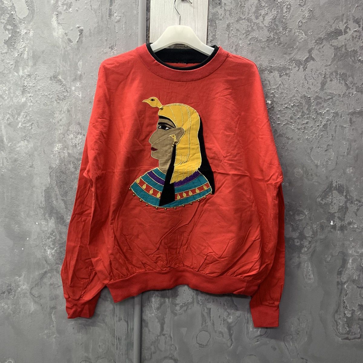 Vintage Vintage Pharaoh Embroidered Crewneck Sweatshirt Size US L / EU 52-54 / 3 - 2 Thumbnail