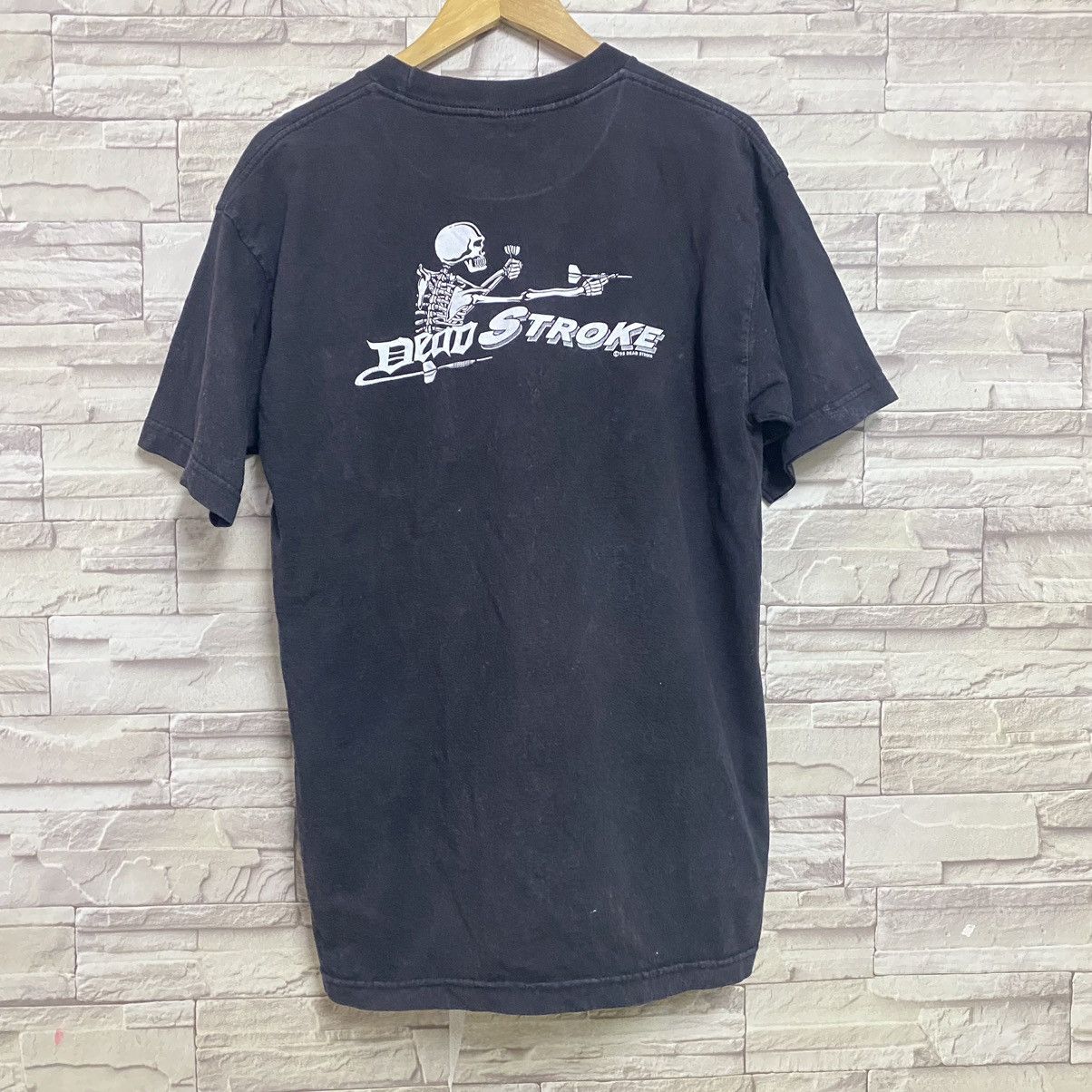 Vintage Vintage 1995 Dead Stroke Skeleton Dart Tee Size US M / EU 48-50 / 2 - 6 Thumbnail