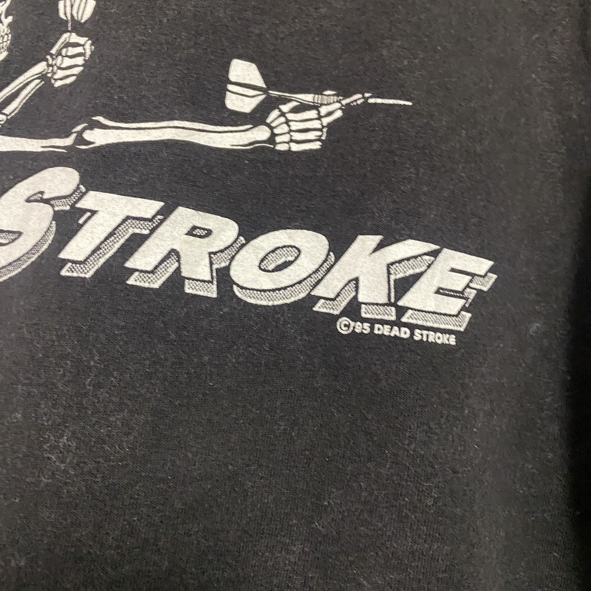 Vintage Vintage 1995 Dead Stroke Skeleton Dart Tee Size US M / EU 48-50 / 2 - 8 Thumbnail