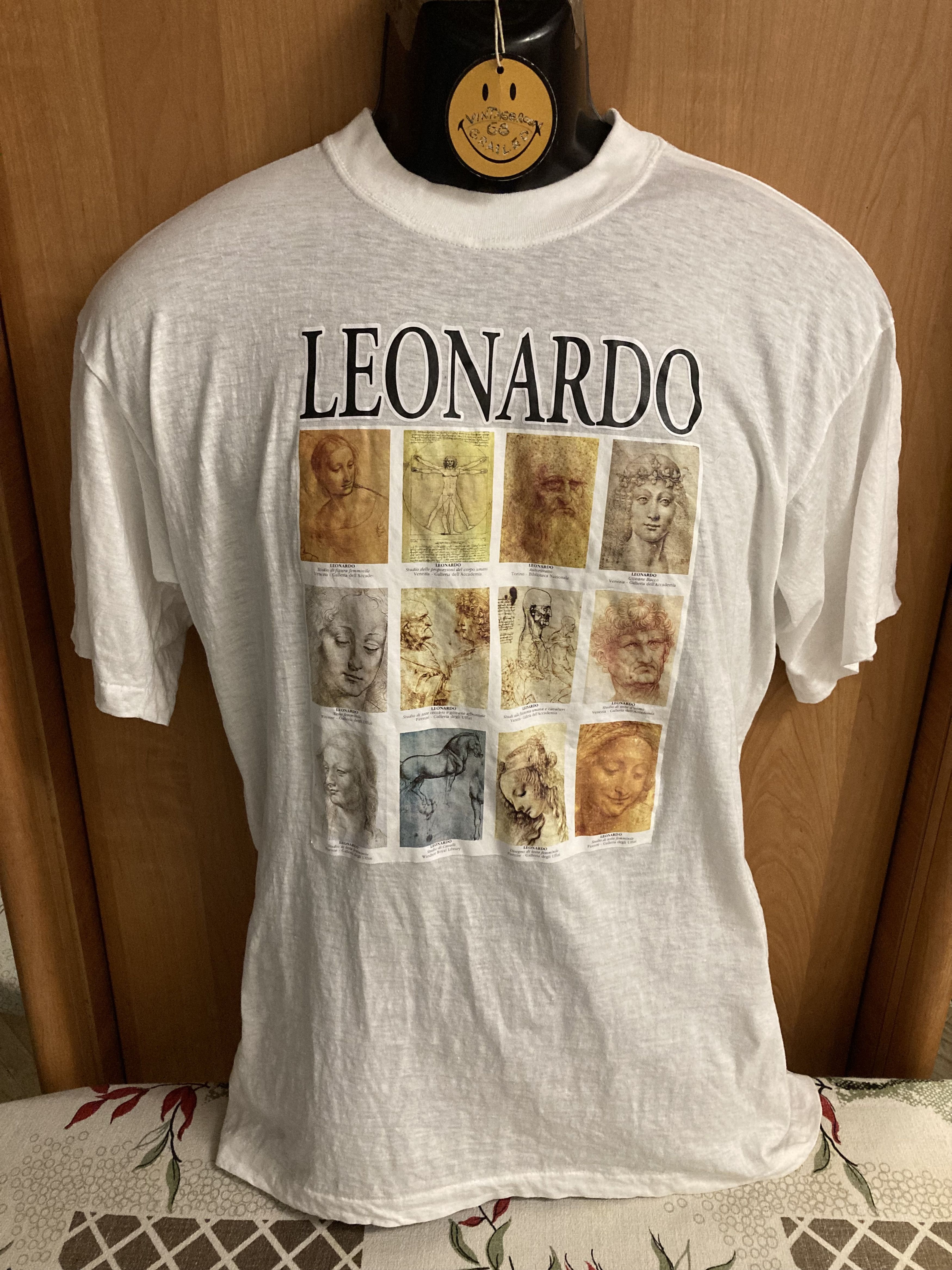 Vintage VINTAGE LEONARDO DA VINCI WHITE TEE SHIRT Size US L / EU 52-54 / 3 - 1 Thumbnail