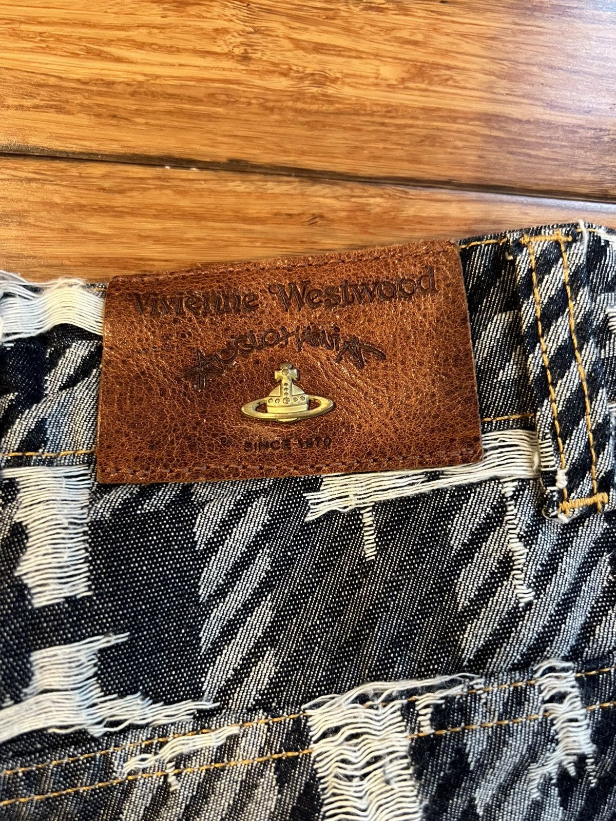 Vivienne Westwood VIVIENNE WESTWOOD ANGLOMANIA DISTRESSED STRIPED JEANS Size US 28 / EU 44 - 6 Thumbnail