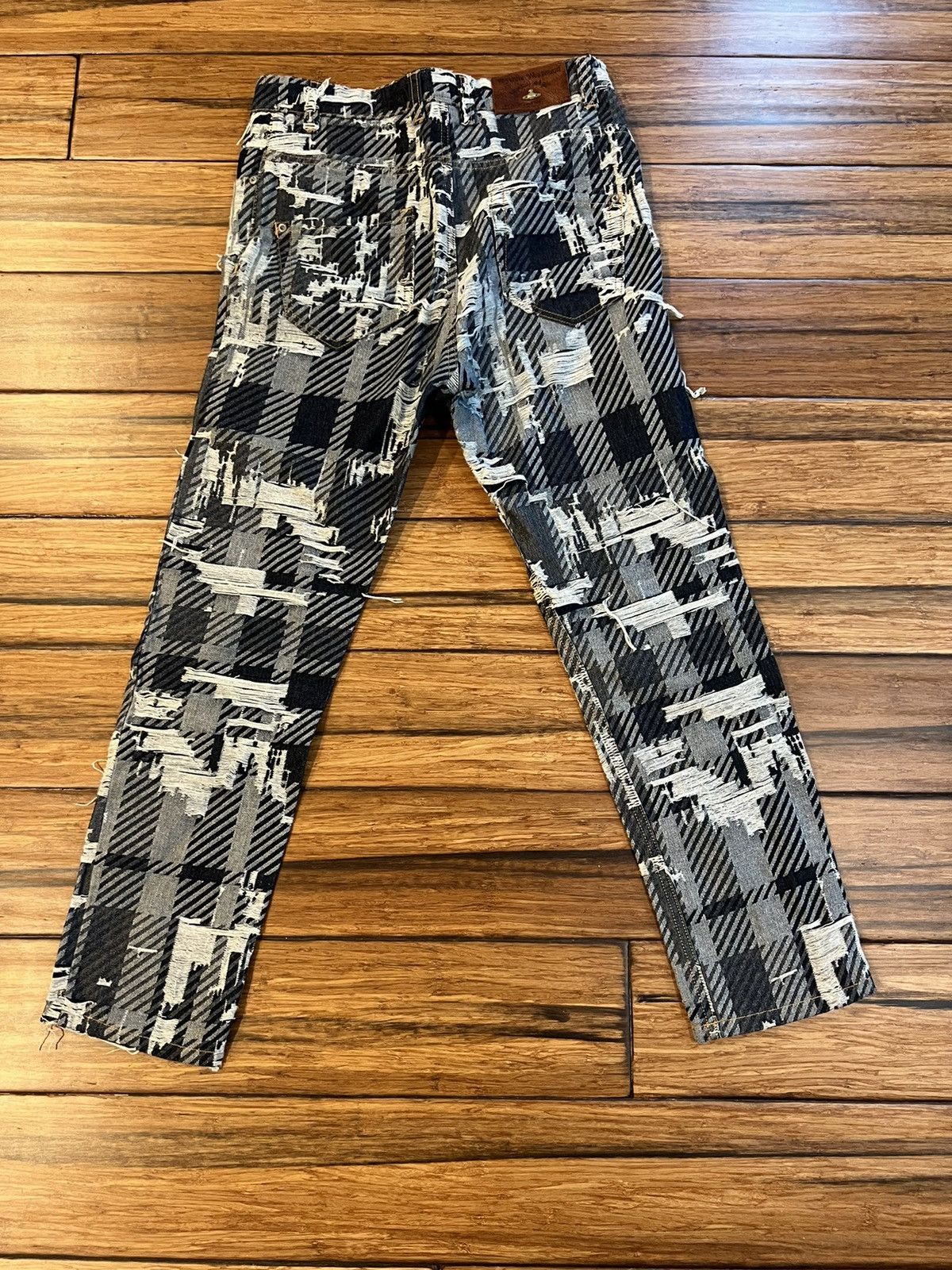 Vivienne Westwood VIVIENNE WESTWOOD ANGLOMANIA DISTRESSED STRIPED JEANS Size US 28 / EU 44 - 4 Thumbnail
