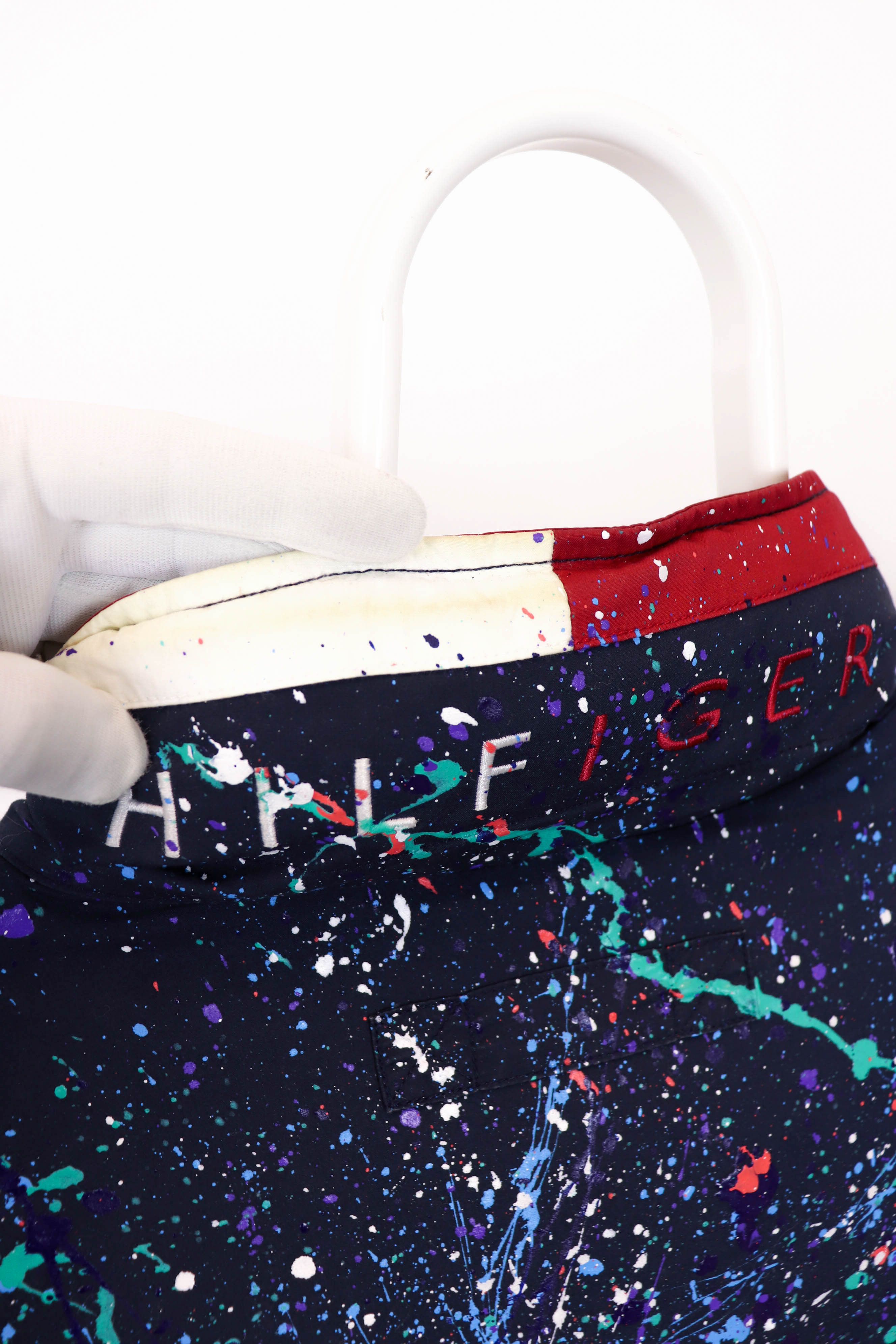 Tommy Hilfiger Tommy Hilfiger 90's Custom Hand Painted Down Puffer Jacket Size US L / EU 52-54 / 3 - 14 Thumbnail