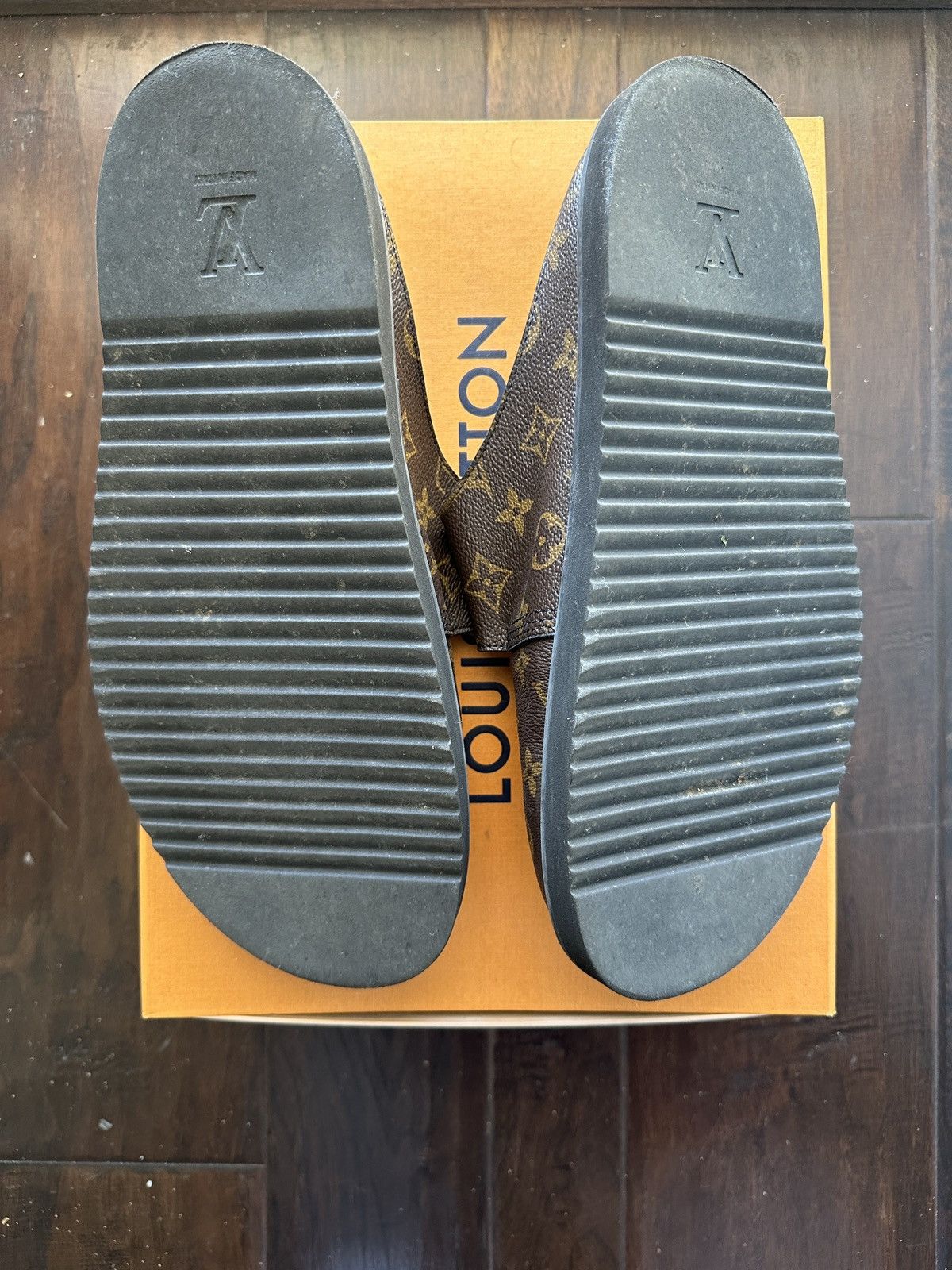Louis Vuitton LV Easy Mule 10.5 LV size 9.5 Size US 10.5 / EU 43-44 - 3 Thumbnail
