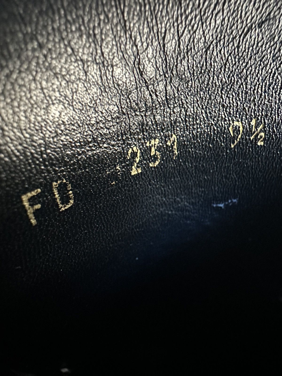 Louis Vuitton LV Easy Mule 10.5 LV size 9.5 Size US 10.5 / EU 43-44 - 4 Thumbnail
