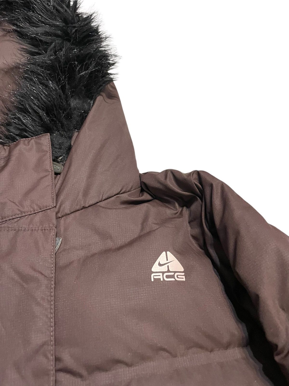 Nike ACG Nike ACG puffer down fur jacket Size US M / EU 48-50 / 2 - 2 Thumbnail