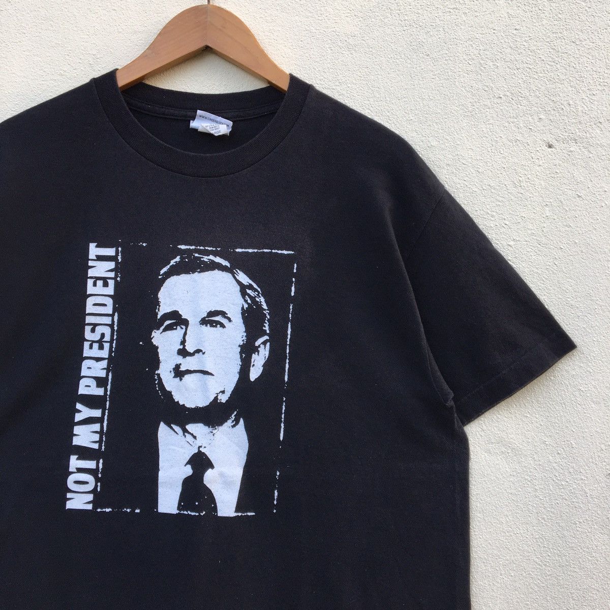 Band Tees × Vintage Vintage NOFX NOT MY PRESIDENT HARDCORE PUNK BAND T-shirt Size US L / EU 52-54 / 3 - 3 Thumbnail