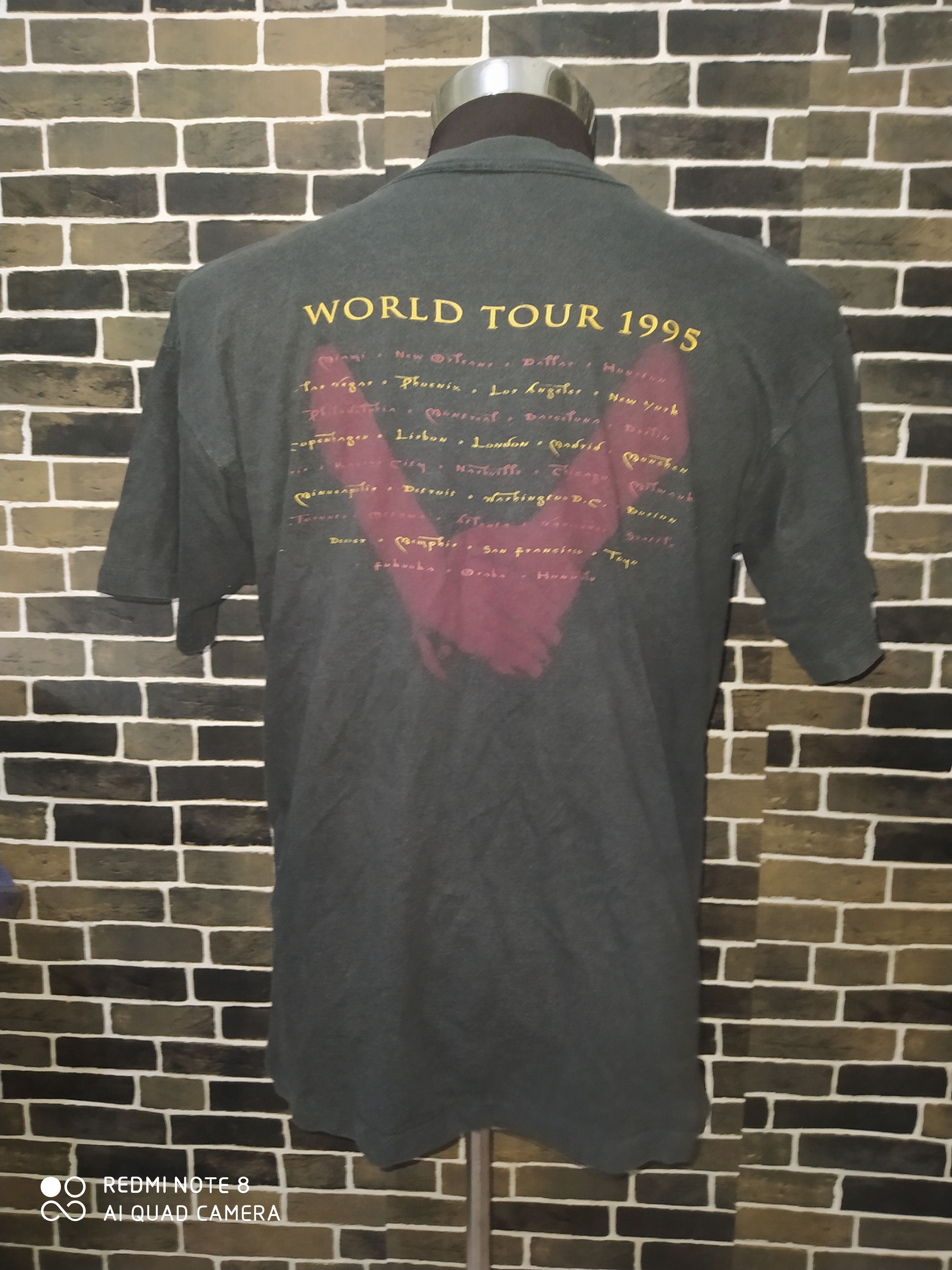 Band Tees × Vintage Vintage 95' Van Halen World Tour T shirt Size US L / EU 52-54 / 3 - 7 Thumbnail