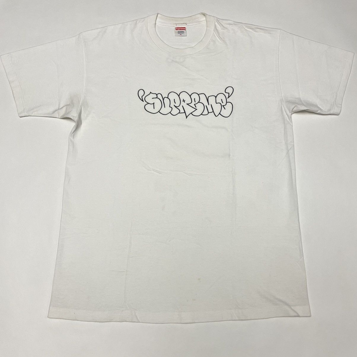 Supreme ja tee on sale