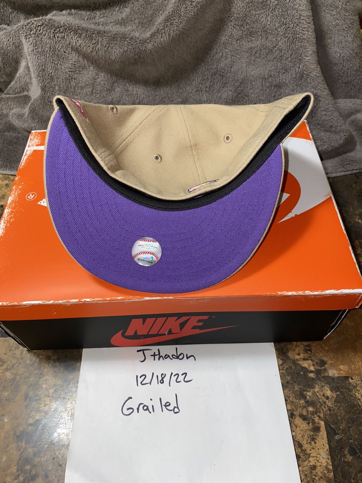 Seattle Mariners New Era 59fifty size 7 khaki purple pink
