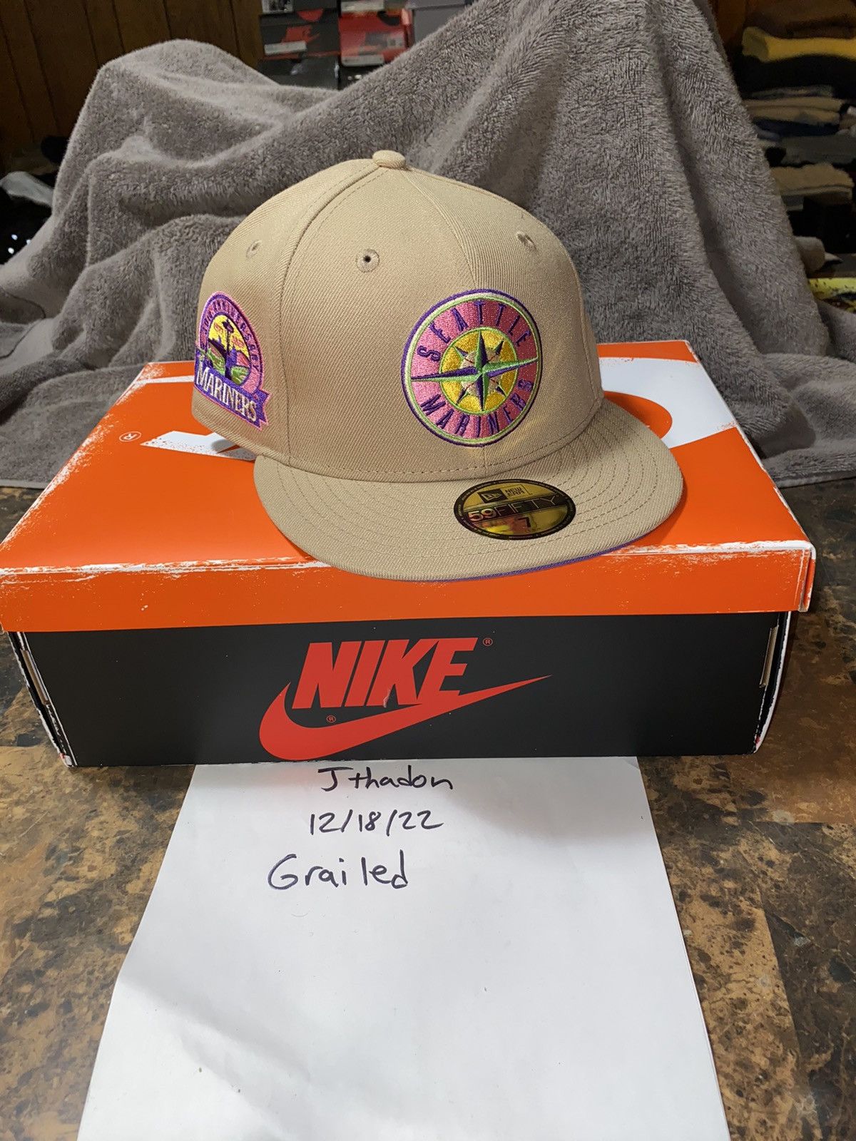 Seattle Mariners New Era 59fifty size 7 khaki purple pink