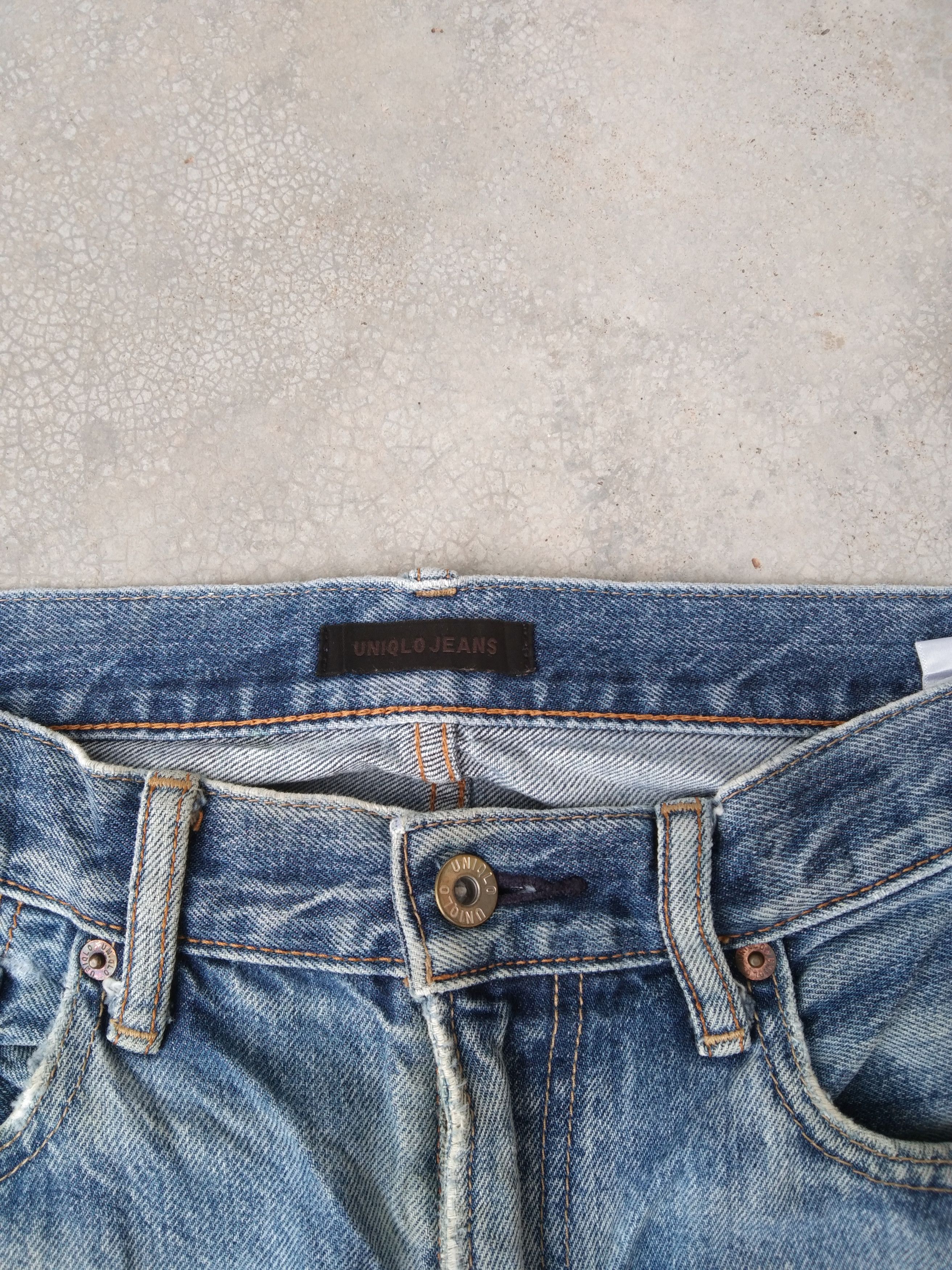 Japanese Brand Vintage Japanese Uniqlo x Kaihara Blue Washed Jeans 31x30 Size US 31 - 4 Thumbnail