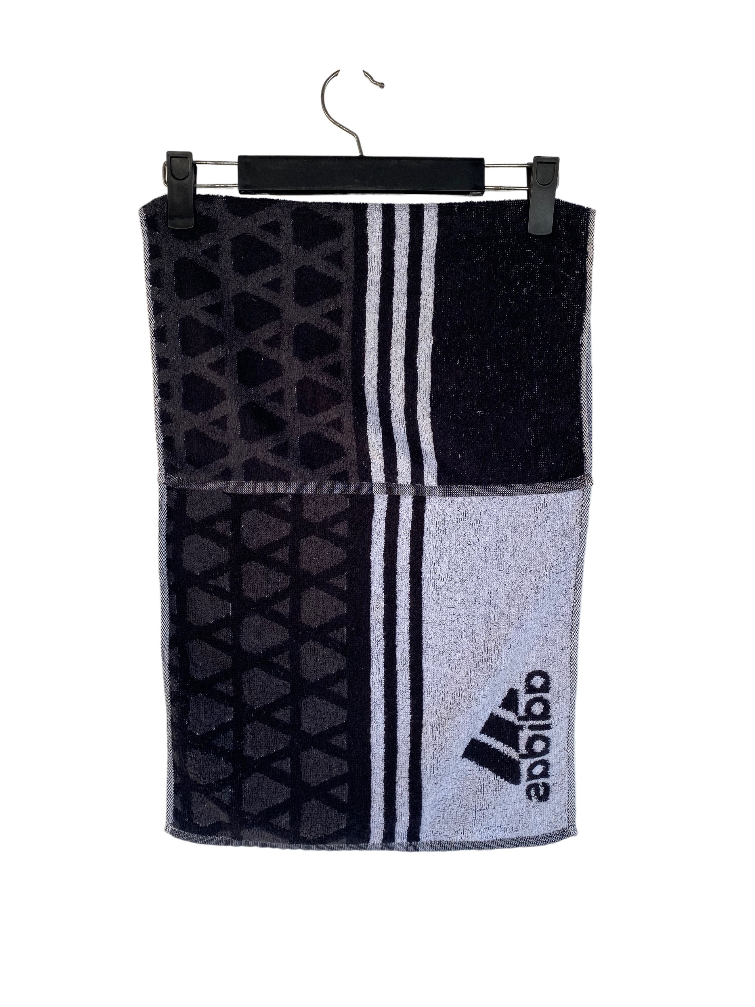 Adidas ADIDAS sportswear stripes hand / face towel Size ONE SIZE - 2 Thumbnail