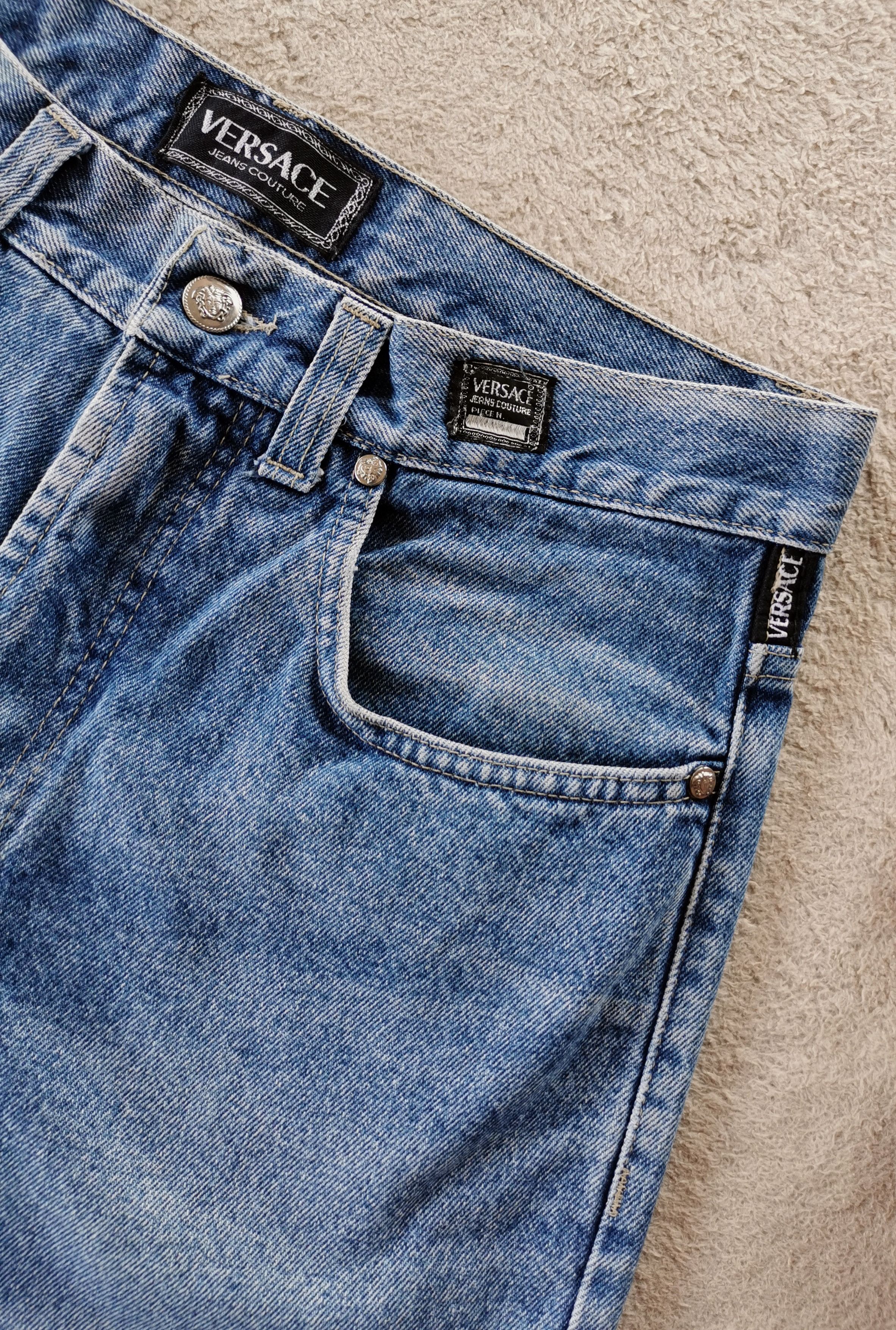 Versace Vintage Versace Faded Blue Jeans Size US 32 / EU 48 - 3 Thumbnail