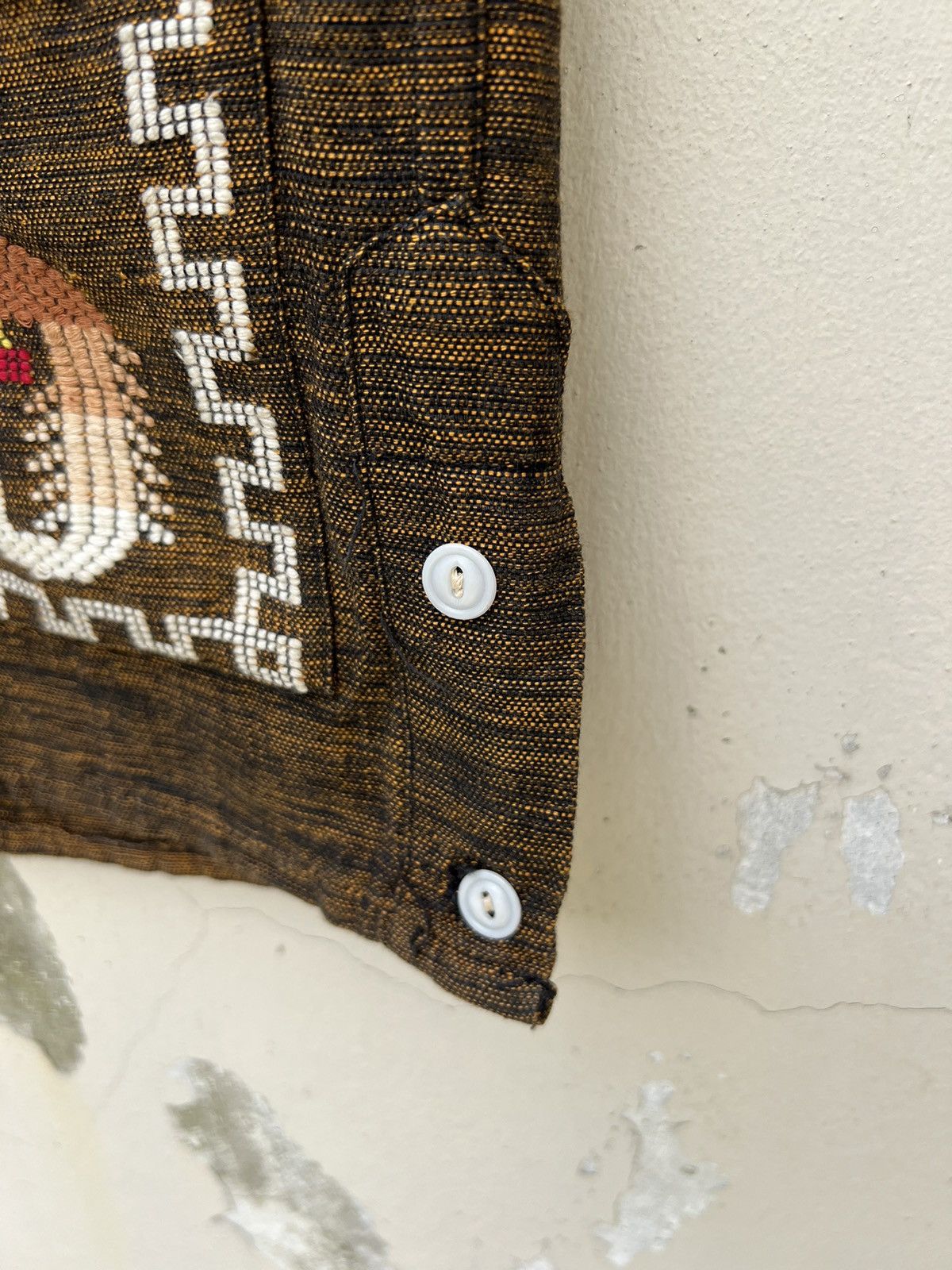 Vintage Vintage 70s Guatemalan Ethnic Embroidery 4 Pocket Shirt Size US M / EU 48-50 / 2 - 4 Thumbnail