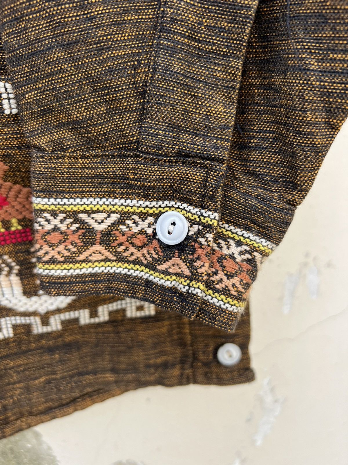 Vintage Vintage 70s Guatemalan Ethnic Embroidery 4 Pocket Shirt Size US M / EU 48-50 / 2 - 2 Thumbnail