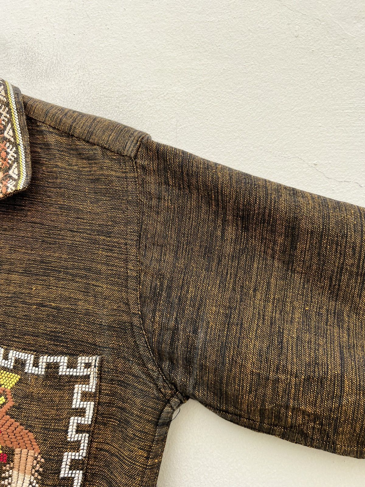 Vintage Vintage 70s Guatemalan Ethnic Embroidery 4 Pocket Shirt Size US M / EU 48-50 / 2 - 9 Thumbnail
