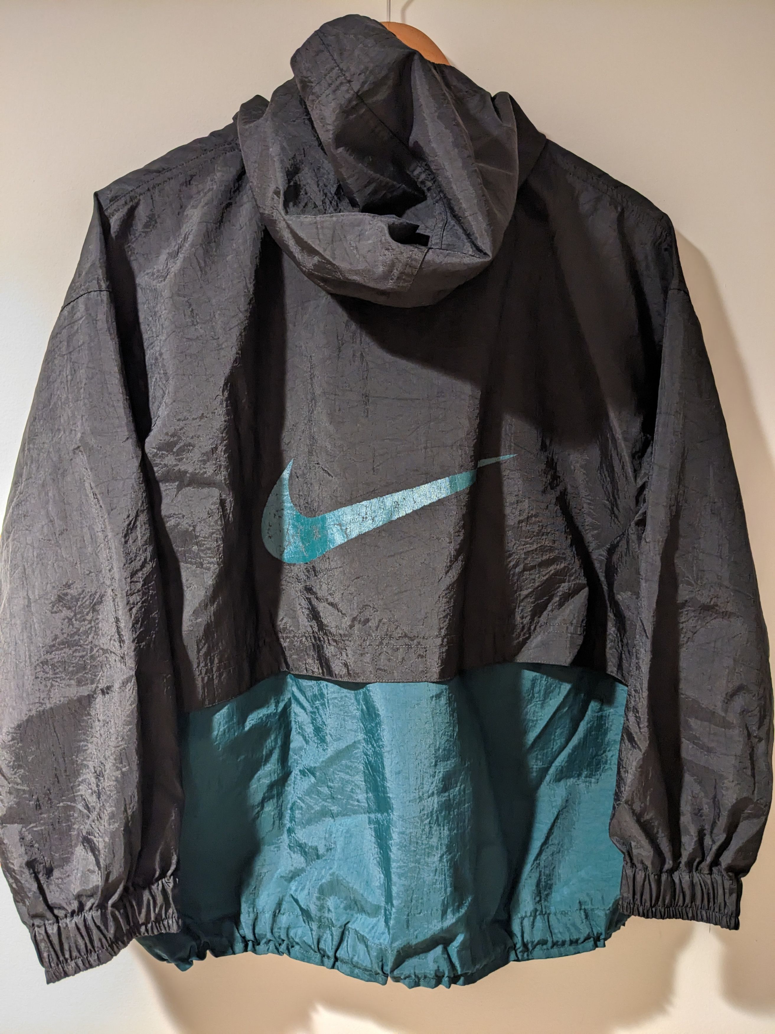 Vintage 90s Nike Kids Large Green Nylon Windbreaker Jacket