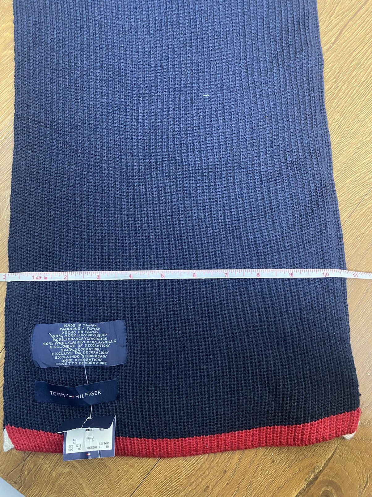 Tommy Hilfiger Tommy Hilfiger Brand New With Tag Scarf Muffler Size ONE SIZE - 4 Thumbnail