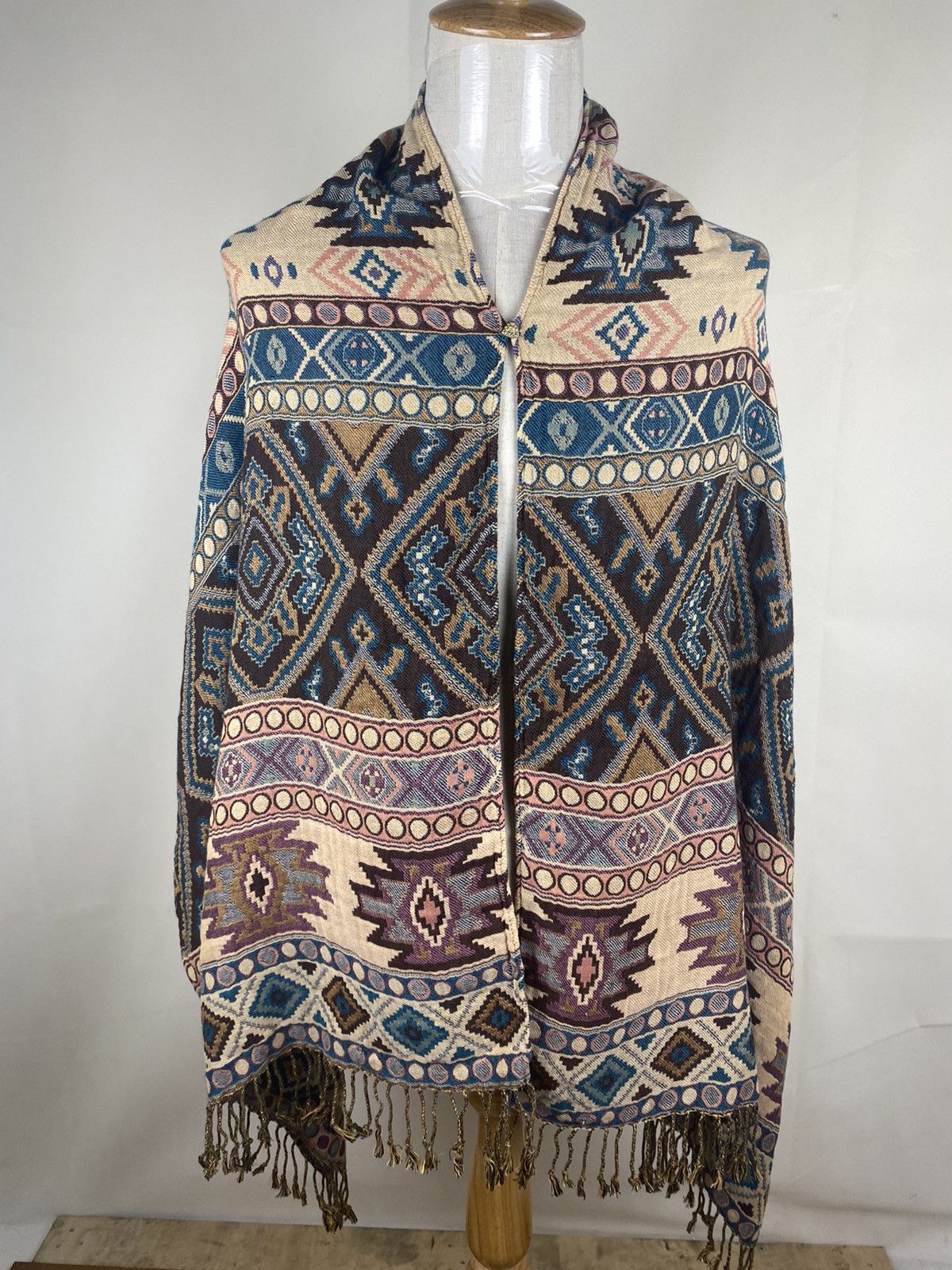 Japanese Brand Vintage Scarf Native Motif Inspired by Coogi Size ONE SIZE - 3 Thumbnail