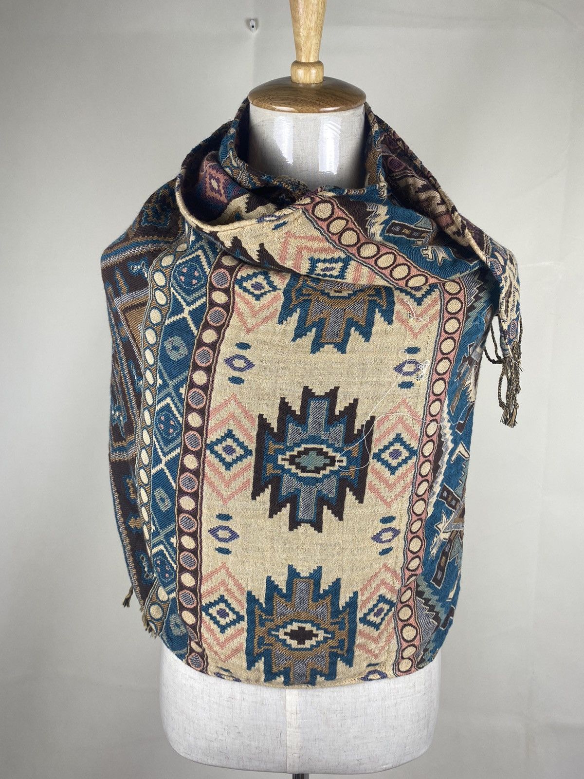 Japanese Brand Vintage Scarf Native Motif Inspired by Coogi Size ONE SIZE - 1 Thumbnail