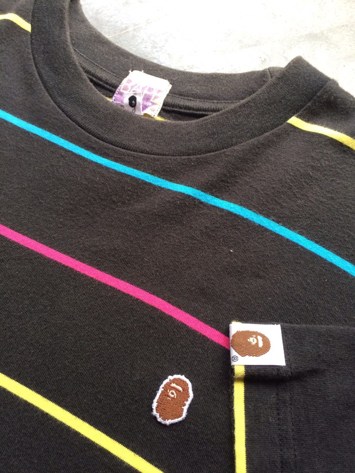 Bape × Nigo Vtg Bathing Ape Small Logo Tshirt Size US M / EU 48-50 / 2 - 3 Thumbnail