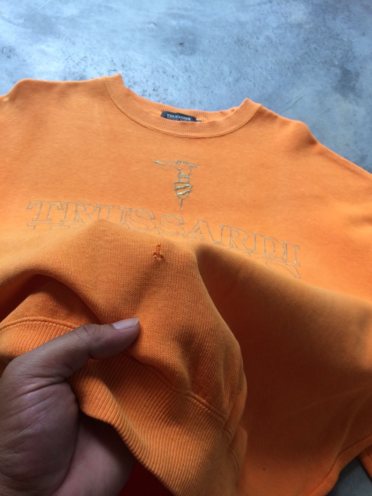Trussardi × Vintage Vintage 90's Trussardi Big Logo Oversized Crewneck Size US L / EU 52-54 / 3 - 9 Thumbnail