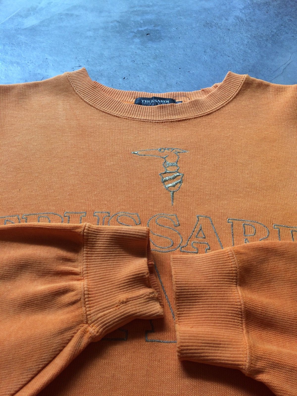 Trussardi × Vintage Vintage 90's Trussardi Big Logo Oversized Crewneck Size US L / EU 52-54 / 3 - 3 Thumbnail