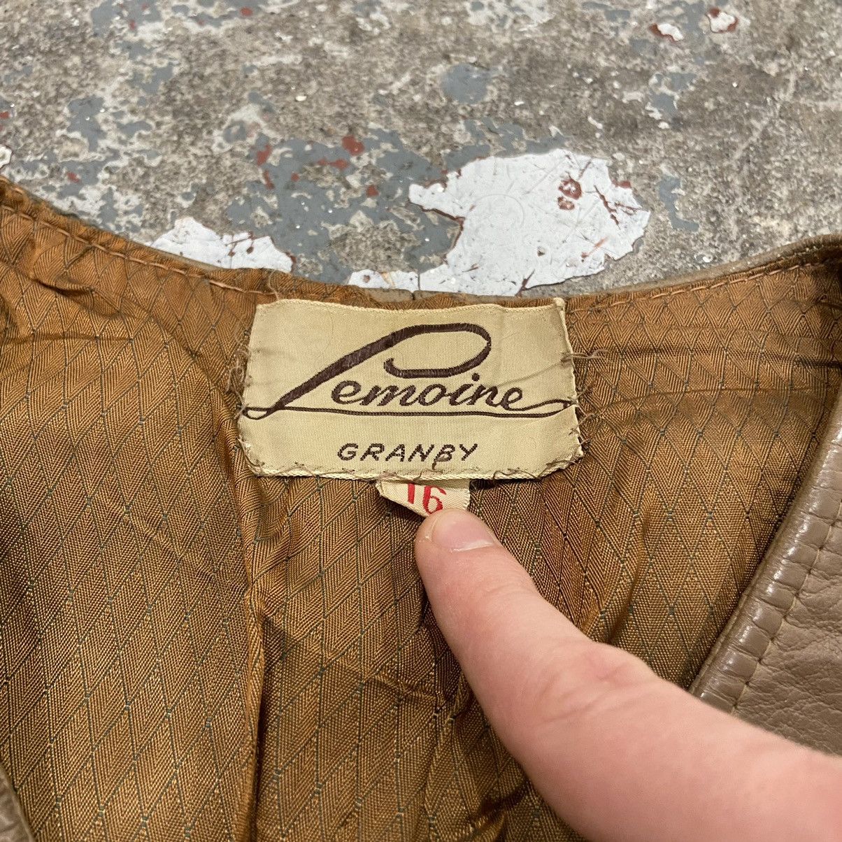 Vintage Vintage Brown Leather Vest Size US XS / EU 42 / 0 - 3 Thumbnail