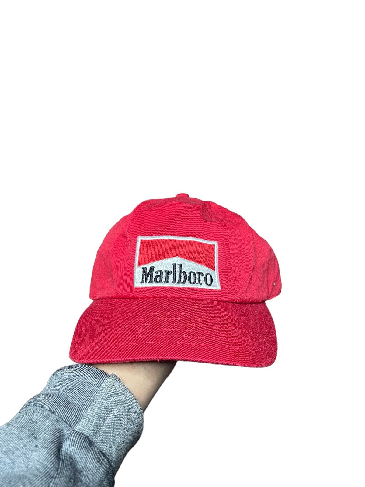 Faces Of Rebellion: Unseen Photos Of 90S Marlboro Models - m3q96gs