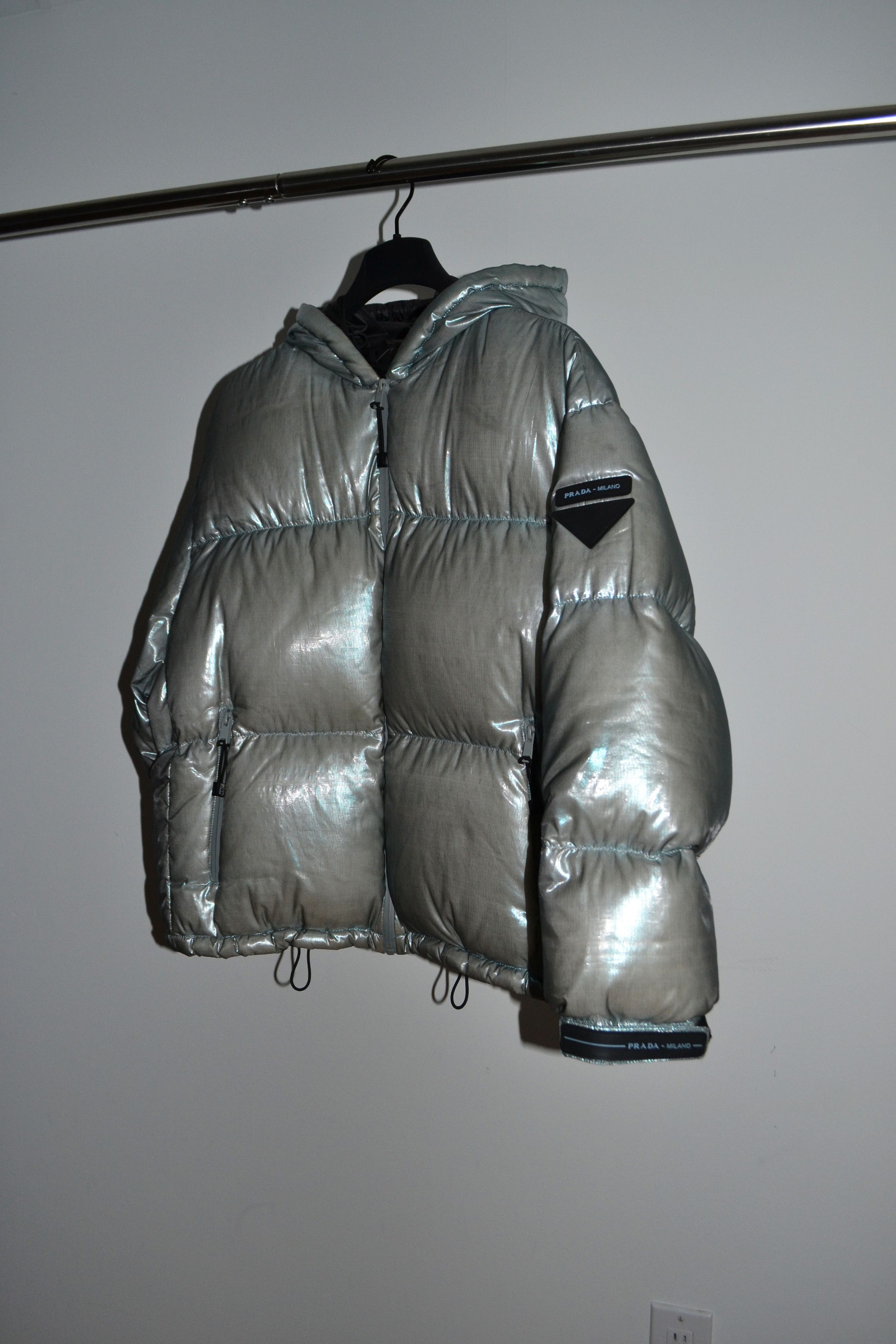 Prada FW2018 Iridescent Puffer Jacket Size US S / EU 44-46 / 1 - 2 Thumbnail