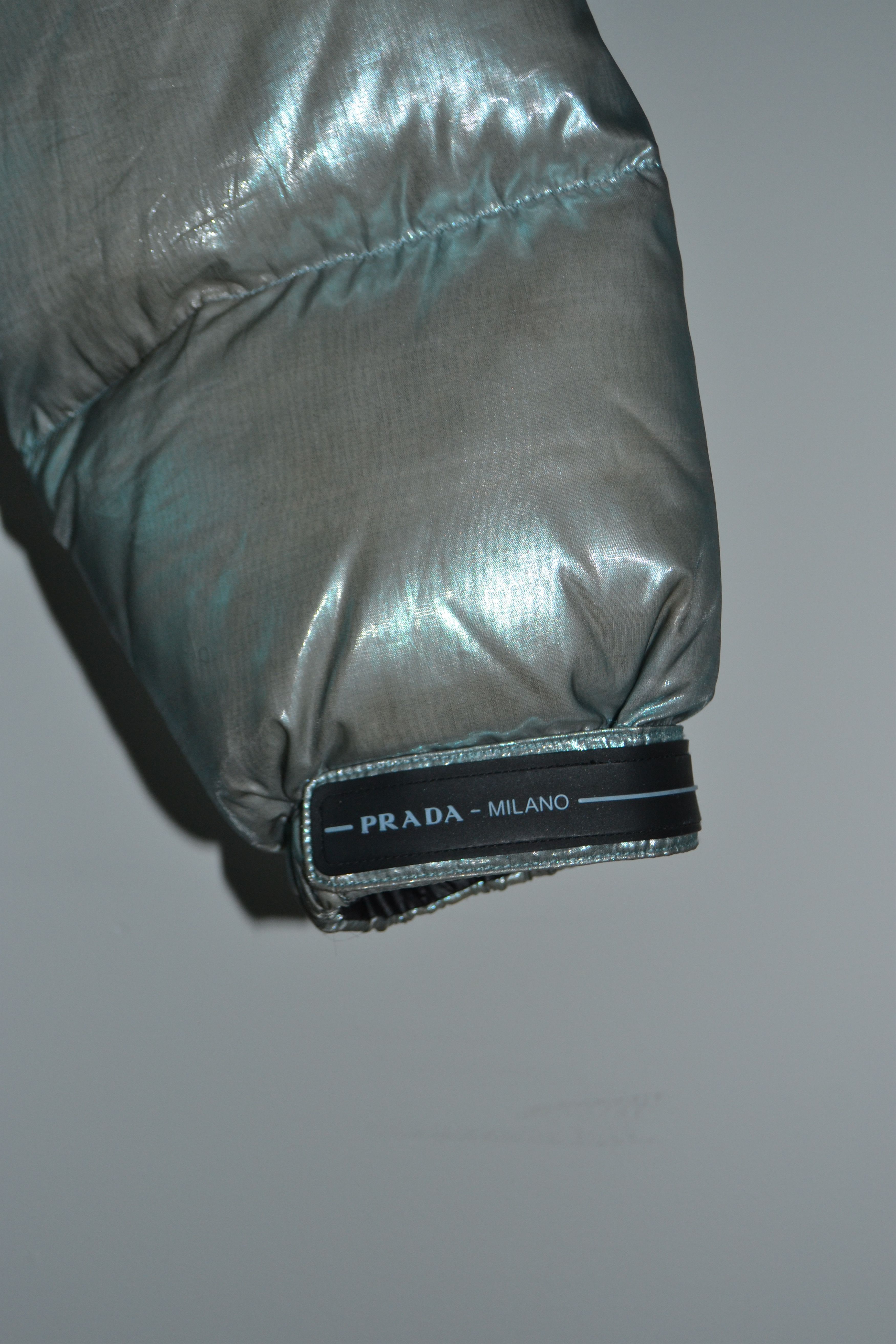 Prada FW2018 Iridescent Puffer Jacket Size US S / EU 44-46 / 1 - 6 Thumbnail