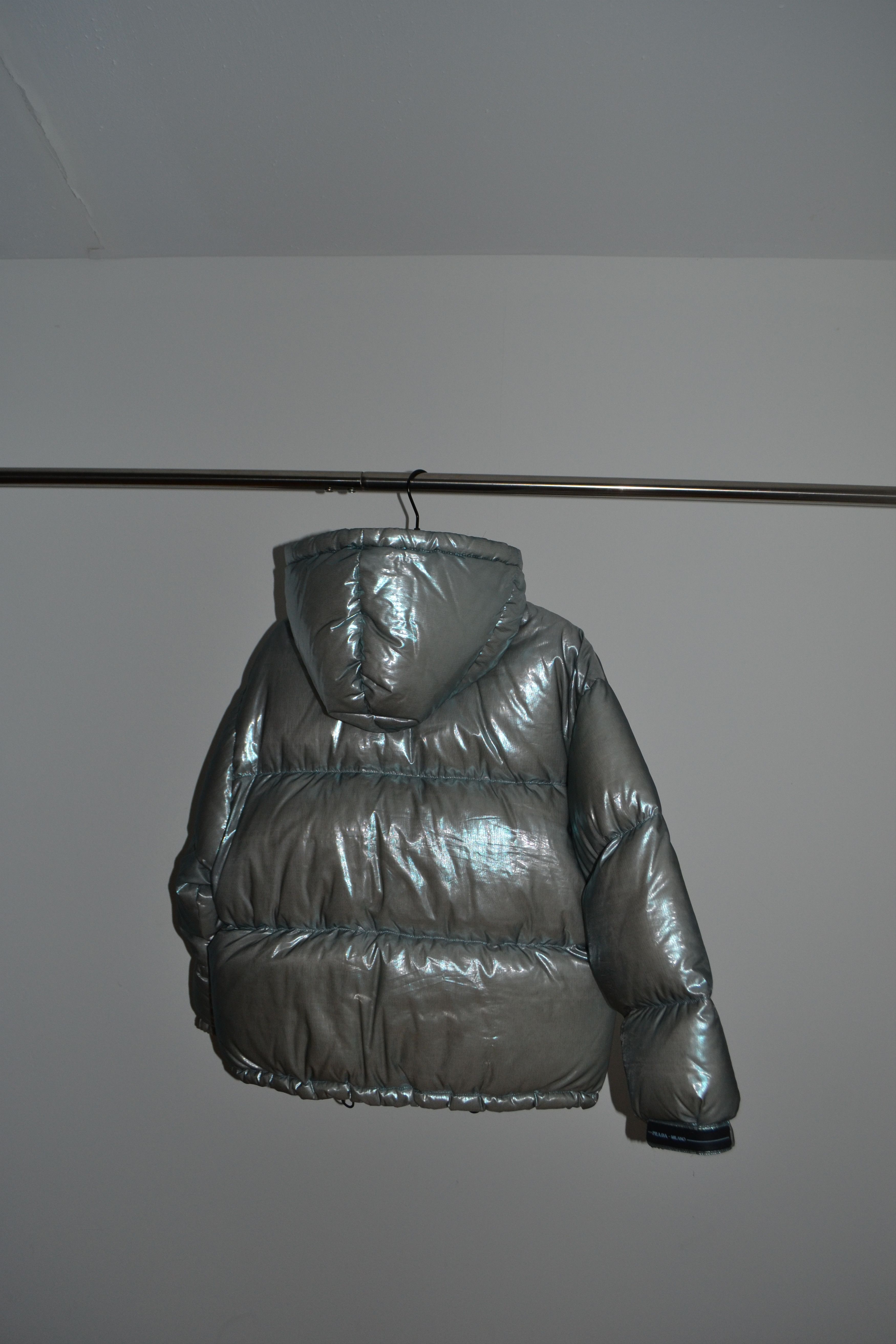 Prada FW2018 Iridescent Puffer Jacket Size US S / EU 44-46 / 1 - 5 Thumbnail