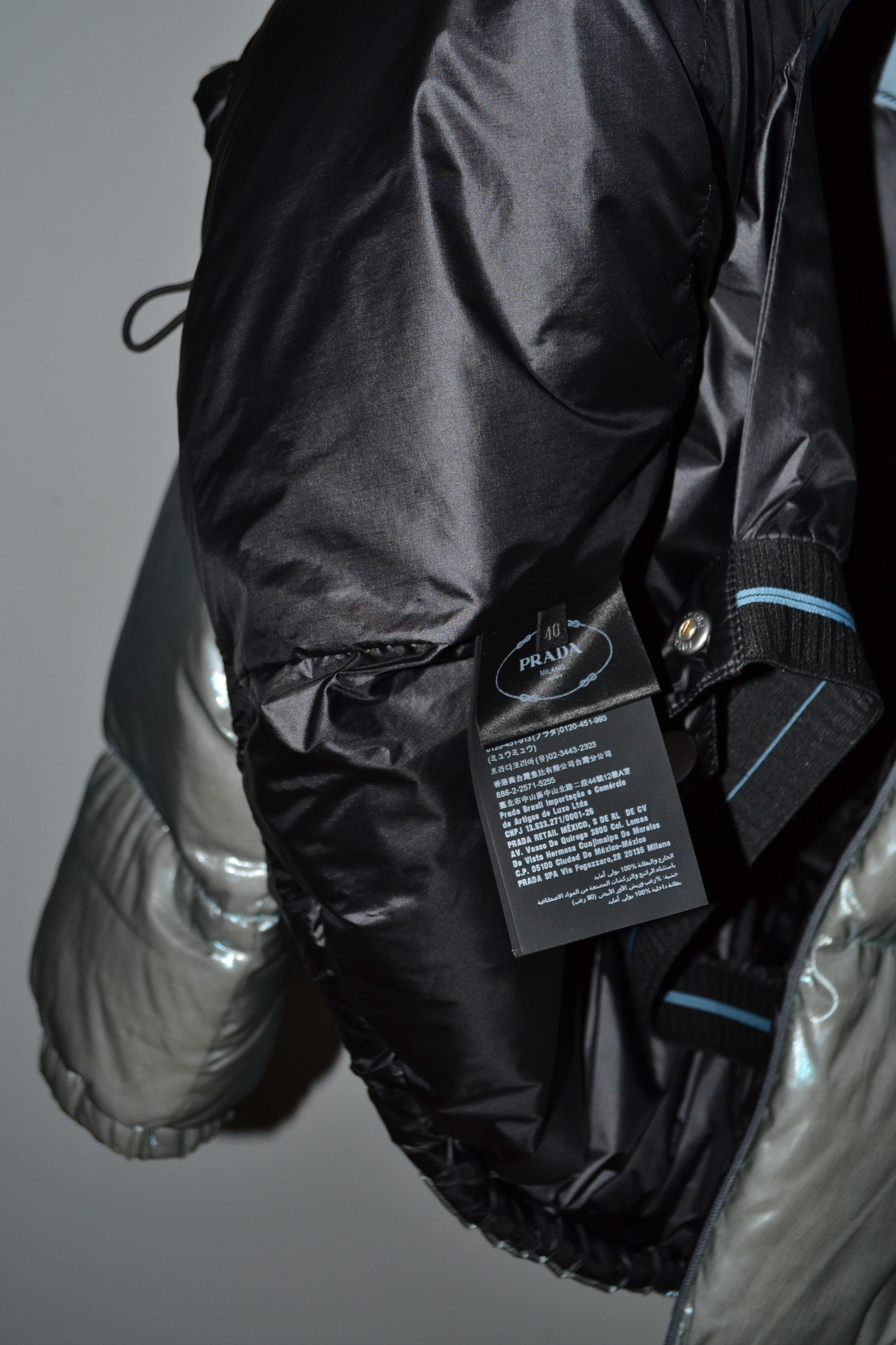 Prada FW2018 Iridescent Puffer Jacket Size US S / EU 44-46 / 1 - 8 Thumbnail