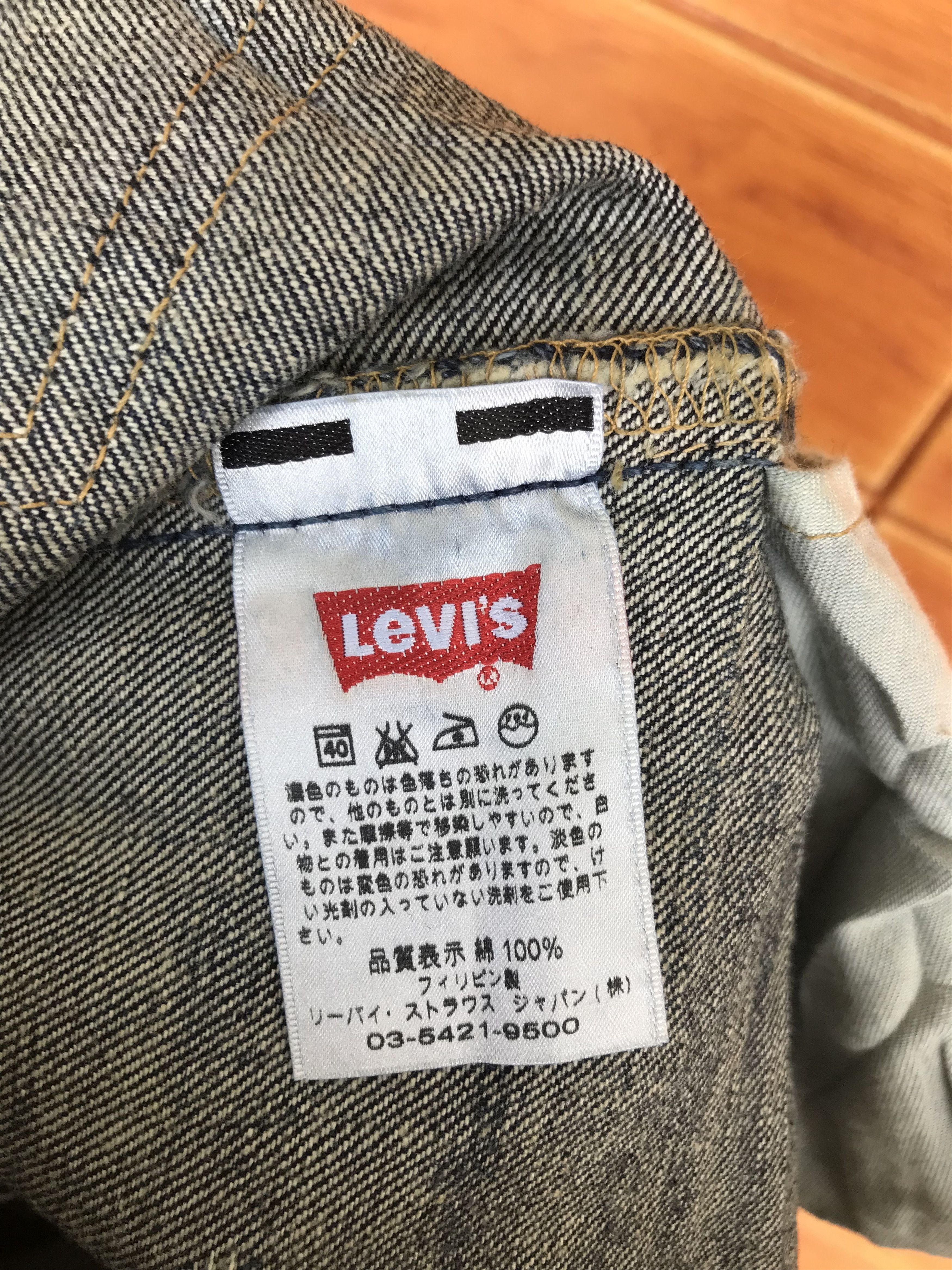 Levi's Vintage Levis 501 Clawmark Distressed Faded Denim Jeans Size US 29 - 23 Thumbnail